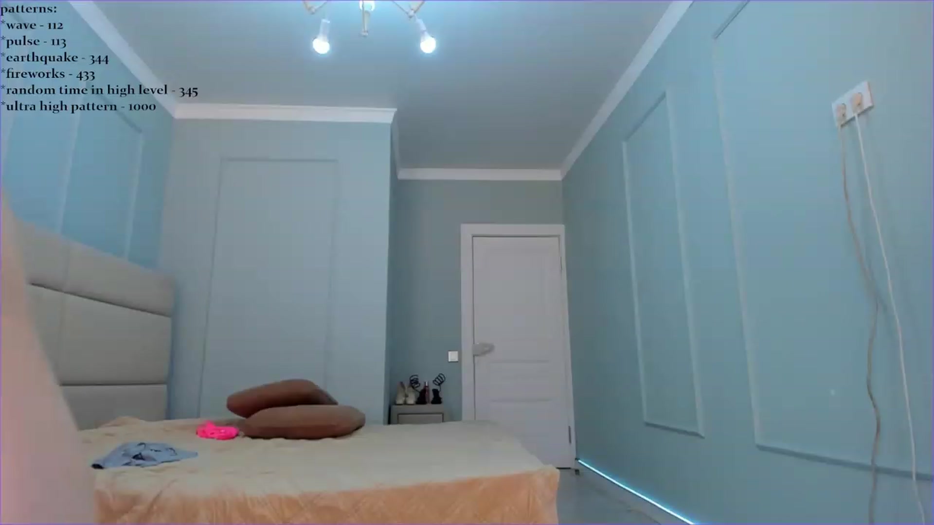 Gallery image thumbnail from Emma_clarc's myfreecams stream on, 06/05/2023, 04:45 image 10 of 20