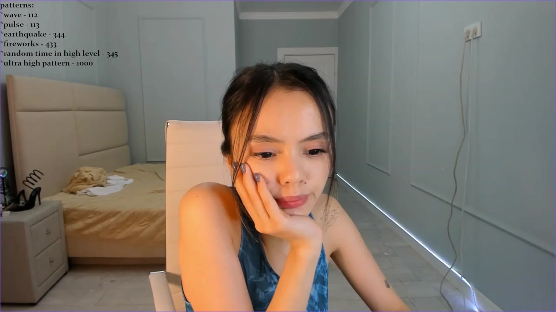Gallery image thumbnail from Emma_clarc's myfreecams stream on, 06/05/2023, 09:33 image 8 of 20