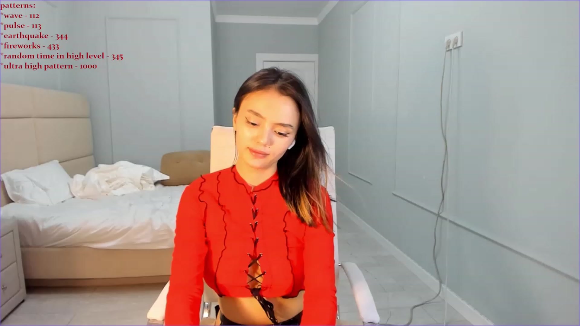 Gallery image thumbnail from Emma_clarc's myfreecams stream on, 06/15/2023, 12:15 image 5 of 20