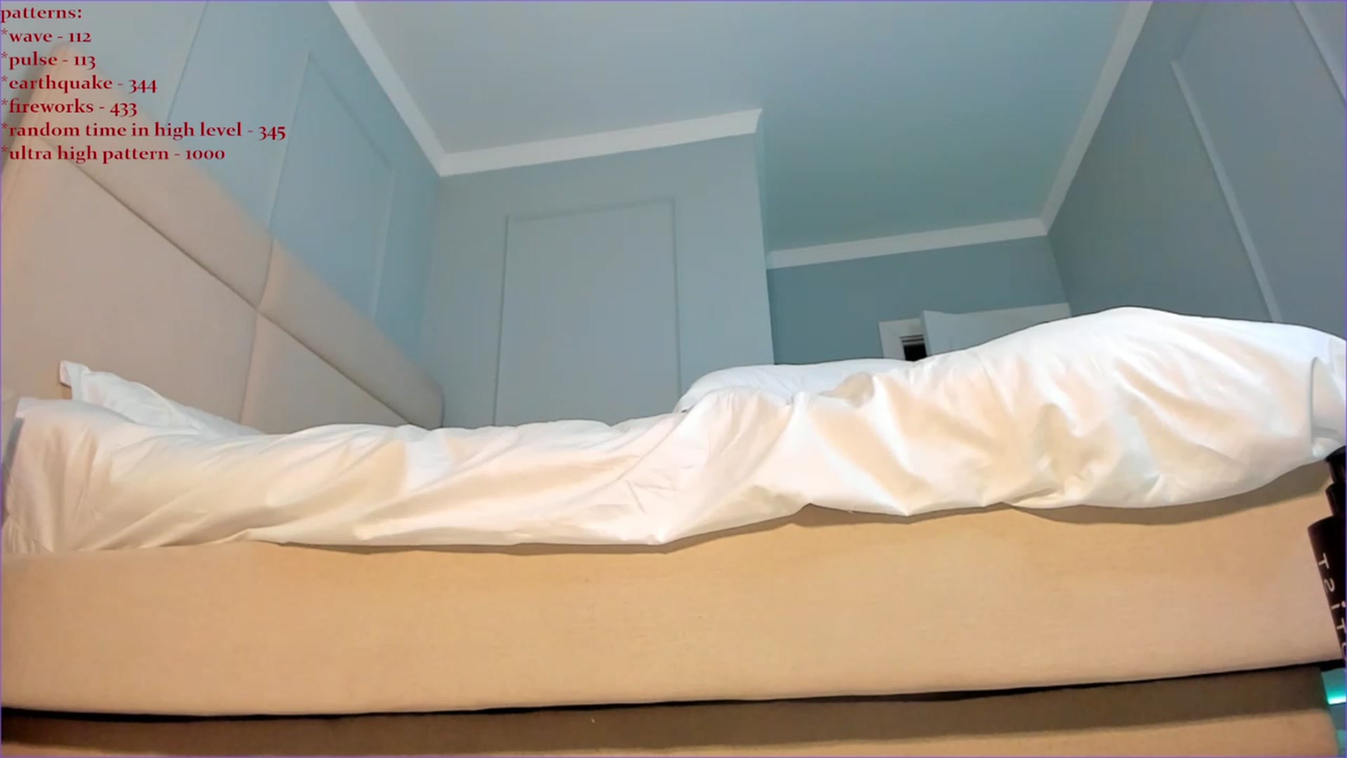 Gallery image thumbnail from Emma_clarc's myfreecams stream on, 06/15/2023, 18:27 image 15 of 20