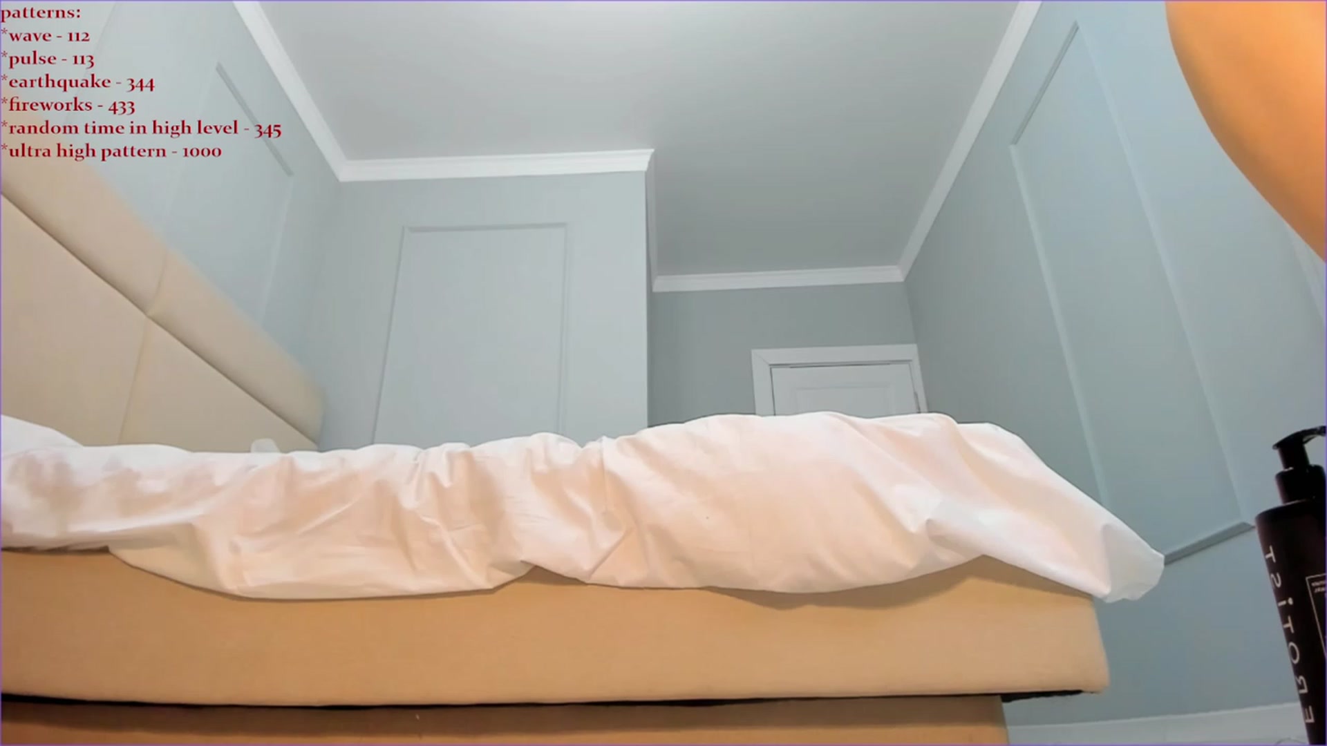 Gallery image thumbnail from Emma_clarc's myfreecams stream on, 06/19/2023, 13:11 image 12 of 20
