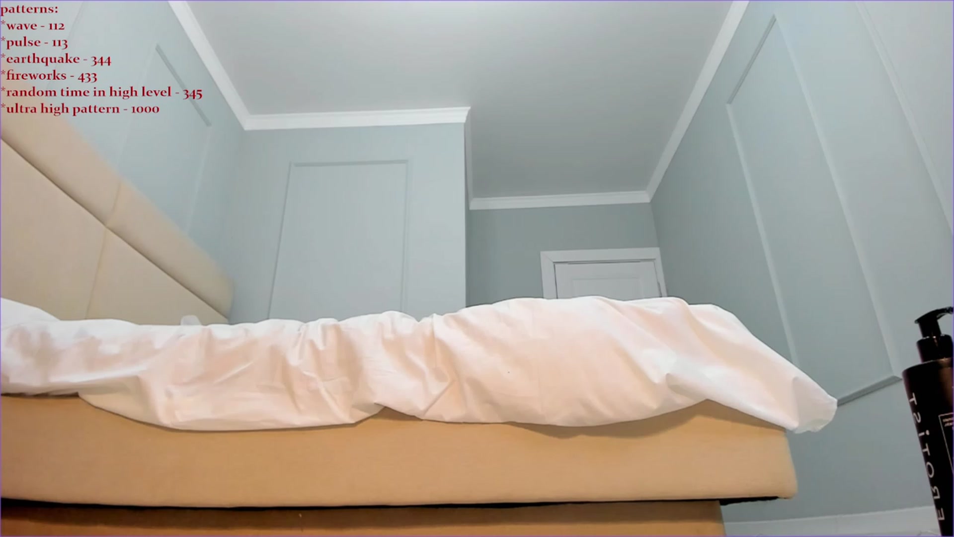 Gallery image thumbnail from Emma_clarc's myfreecams stream on, 06/19/2023, 13:11 image 10 of 20
