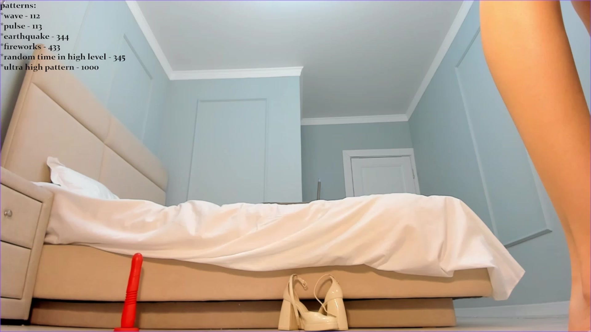 Gallery image thumbnail from Emma_clarc's myfreecams stream on, 06/20/2023, 11:46 image 10 of 20