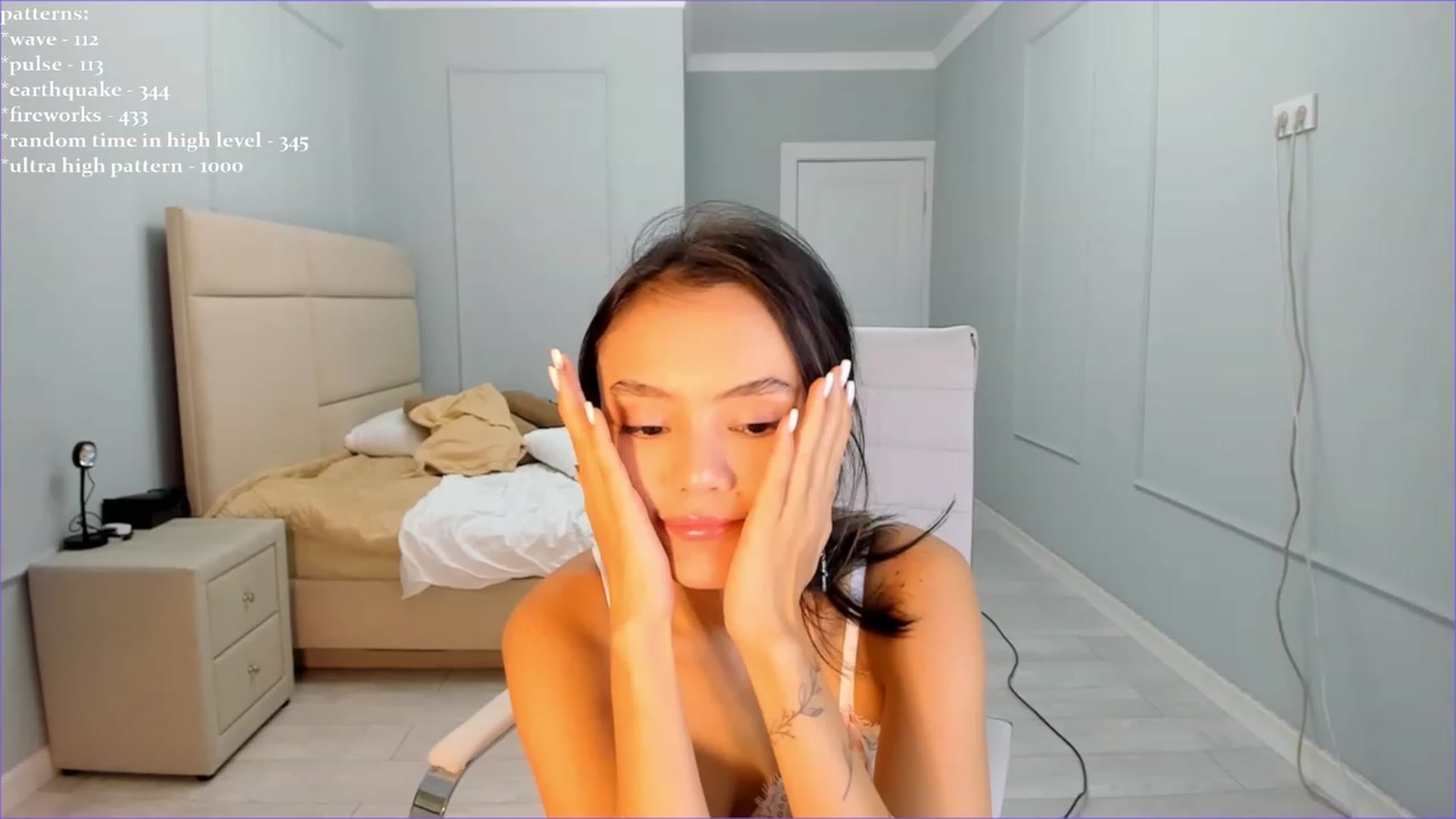 Gallery image thumbnail from Emma_clarc's myfreecams stream on, 07/15/2023, 19:49 image 10 of 20