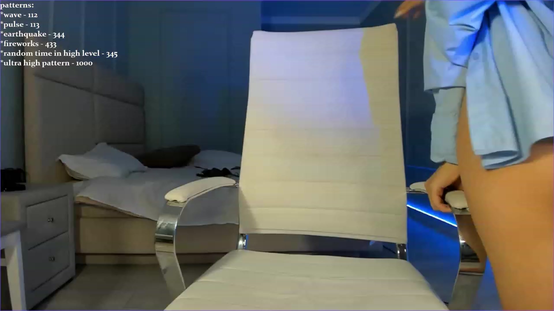 Gallery image thumbnail from Emma_clarc's myfreecams stream on, 07/18/2023, 22:14 image 8 of 20