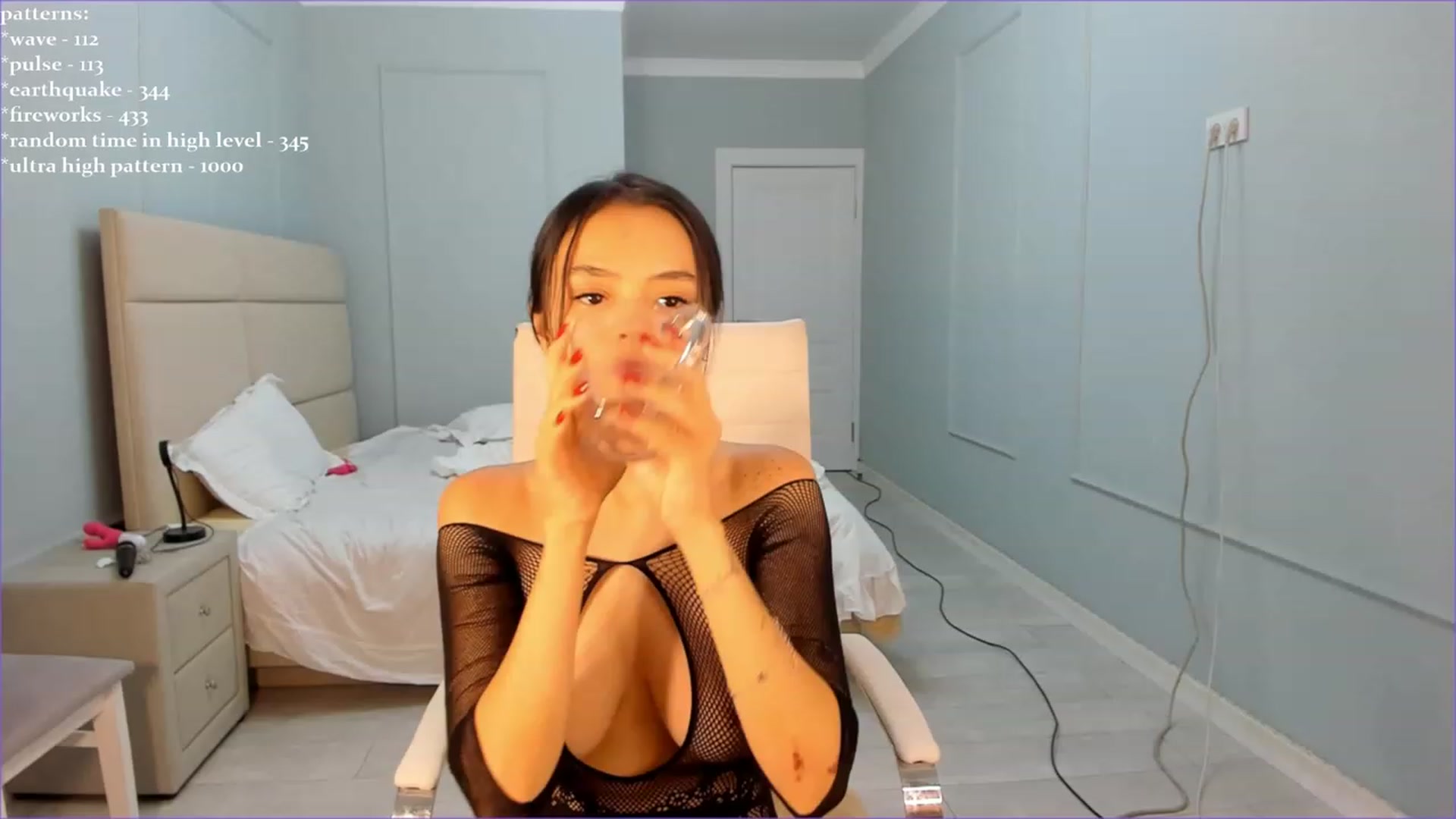 Gallery image thumbnail from Emma_clarc's myfreecams stream on, 08/03/2023, 12:24 image 13 of 20