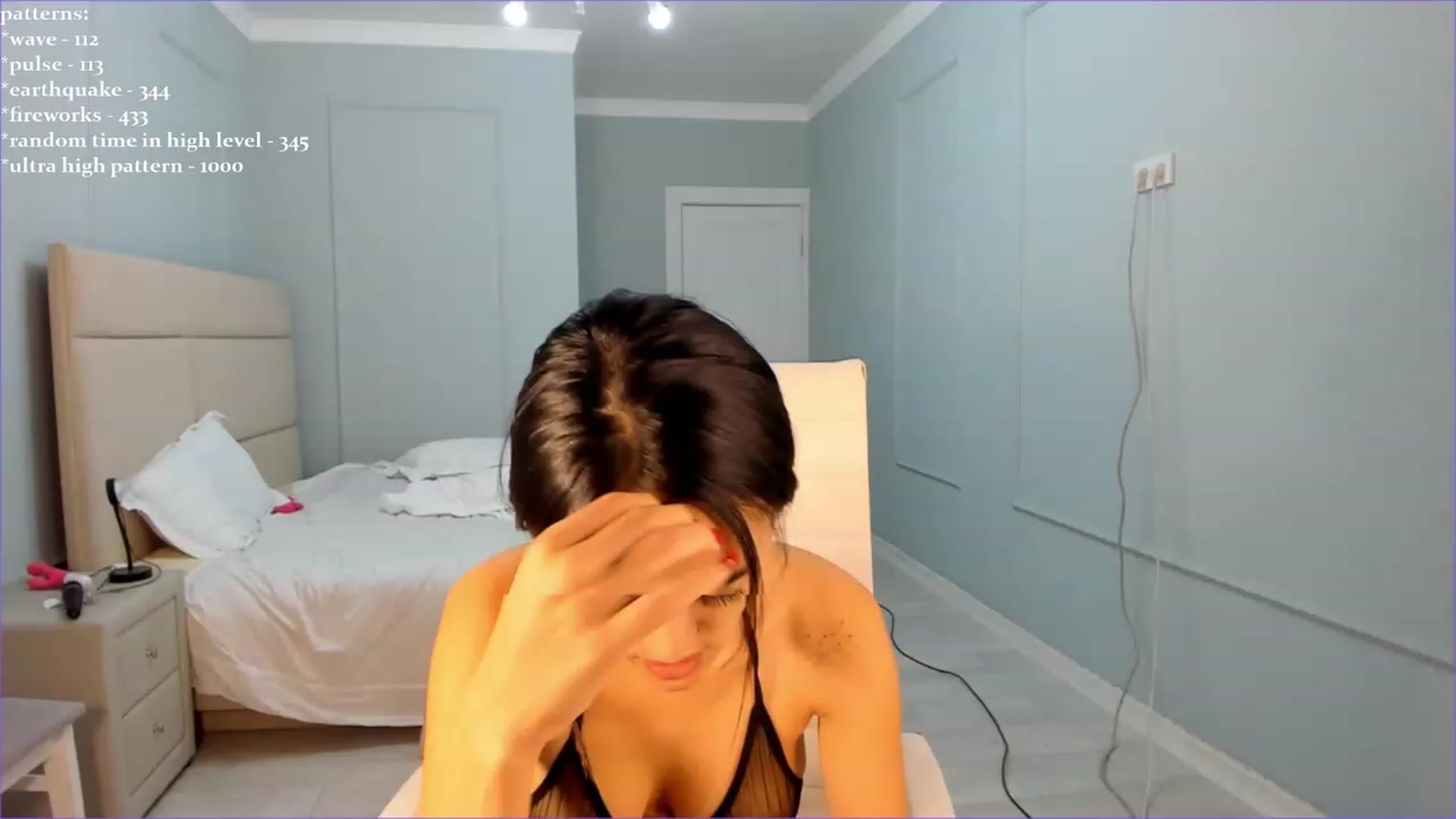 Gallery image thumbnail from Emma_clarc's myfreecams stream on, 08/03/2023, 13:31 image 2 of 20