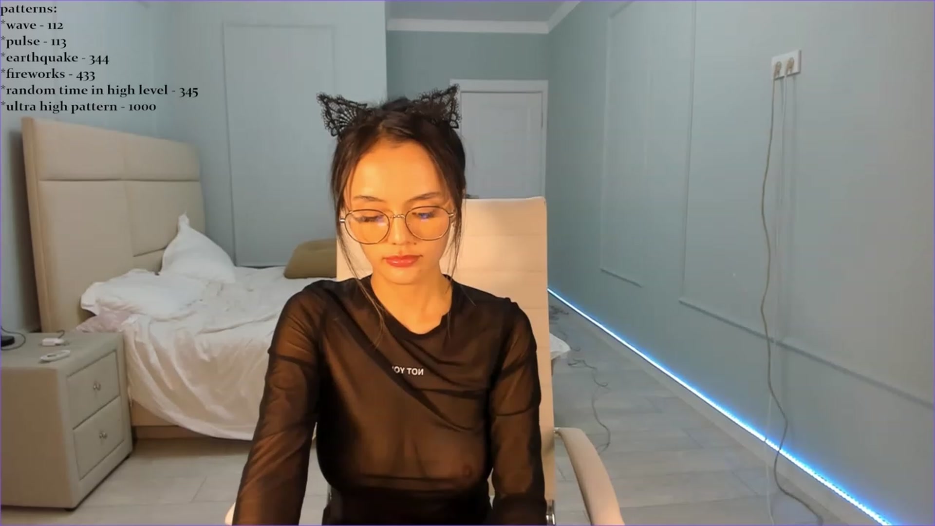 Gallery image thumbnail from Emma_clarc's myfreecams stream on, 08/30/2023, 17:51 image 17 of 20