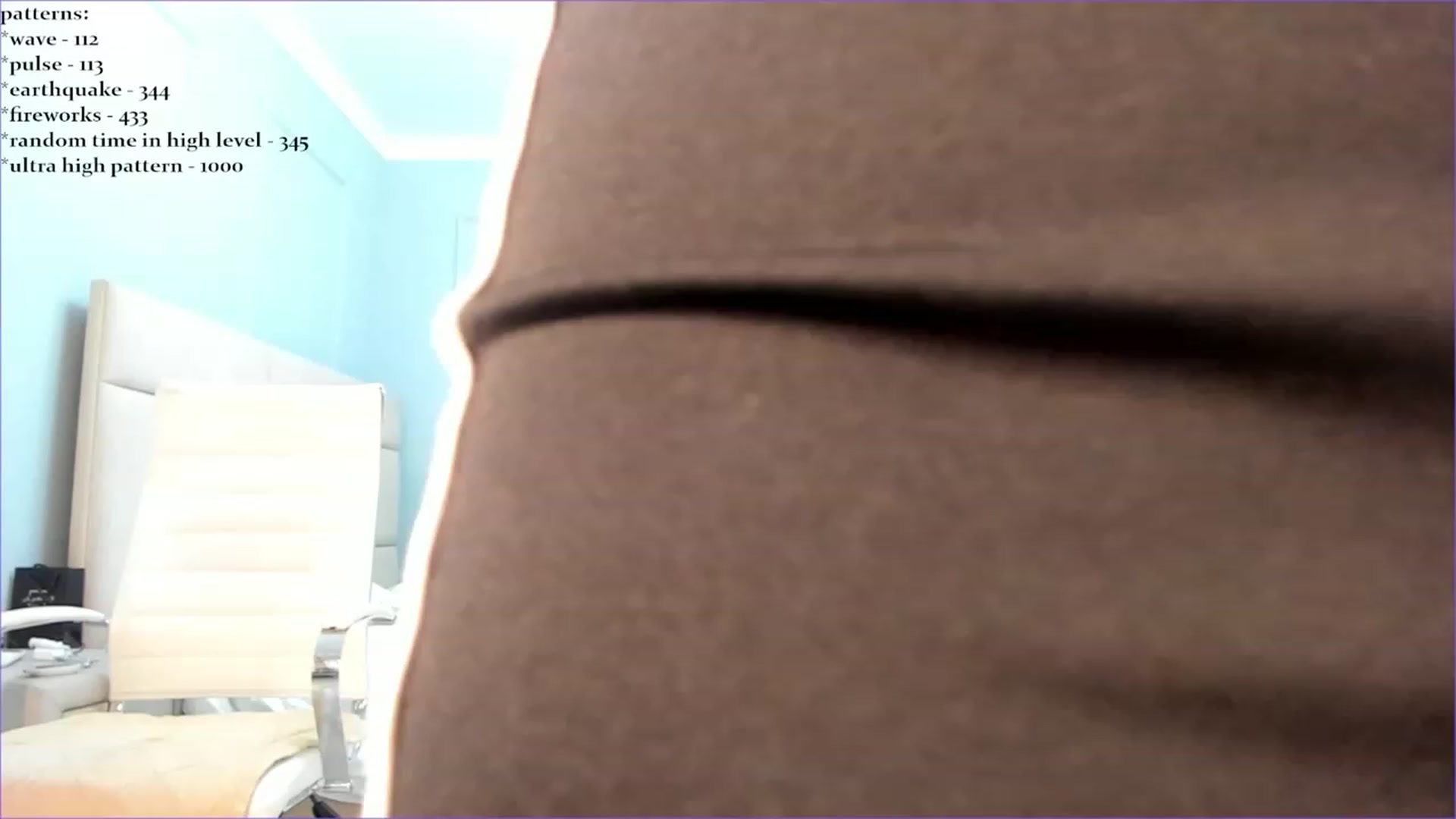 Gallery image thumbnail from Emma_clarc's myfreecams stream on, 08/31/2023, 14:15 image 6 of 20