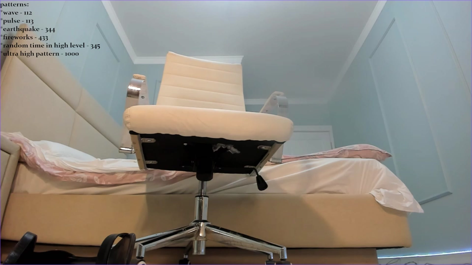 Gallery image thumbnail from Emma_clarc's myfreecams stream on, 09/07/2023, 17:00 image 11 of 20