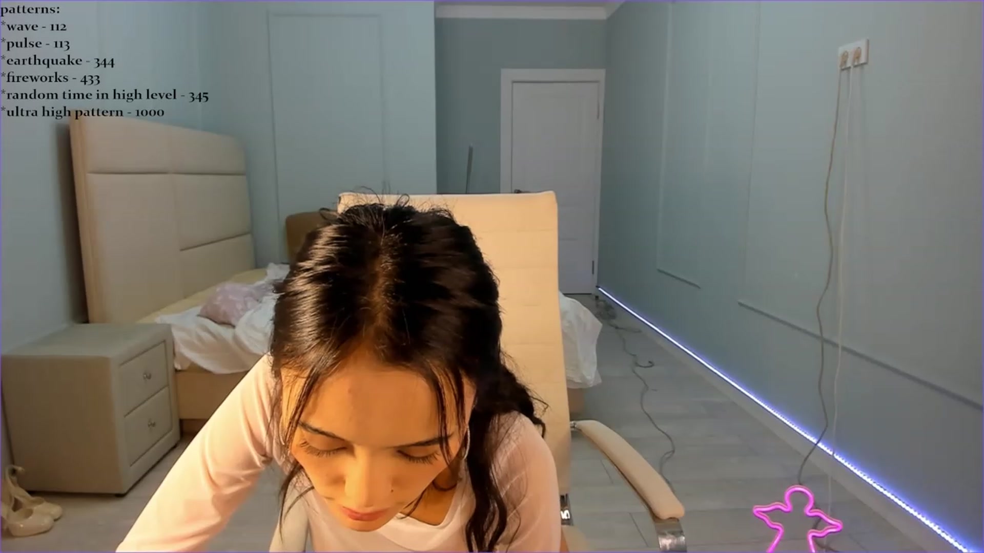Gallery image thumbnail from Emma_clarc's myfreecams stream on, 09/26/2023, 10:04 image 19 of 20