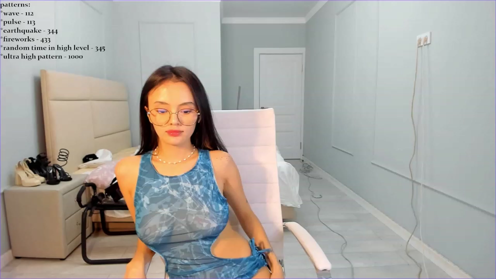 Gallery image thumbnail from Emma_clarc's myfreecams stream on, 09/27/2023, 10:19 image 7 of 20