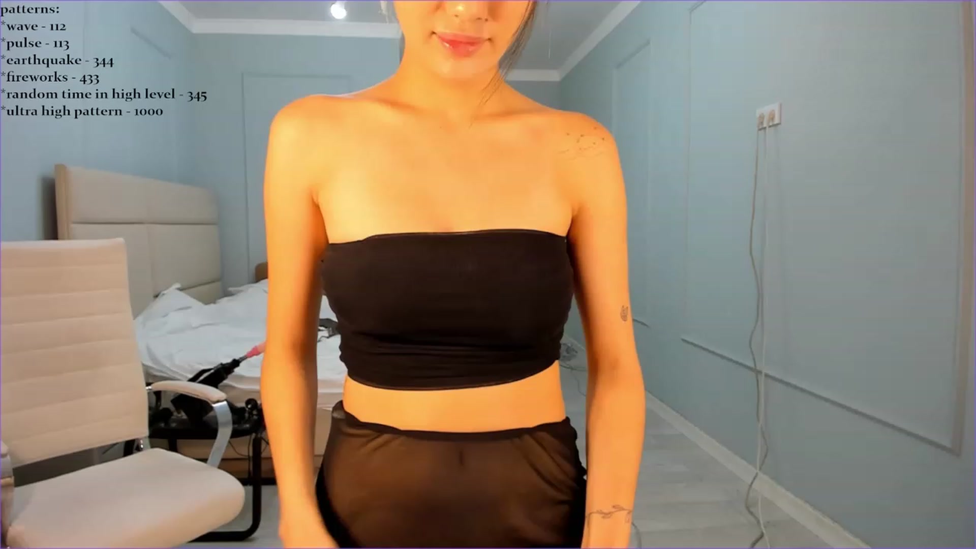 Gallery image thumbnail from Emma_clarc's myfreecams stream on, 09/30/2023, 08:01 image 4 of 20