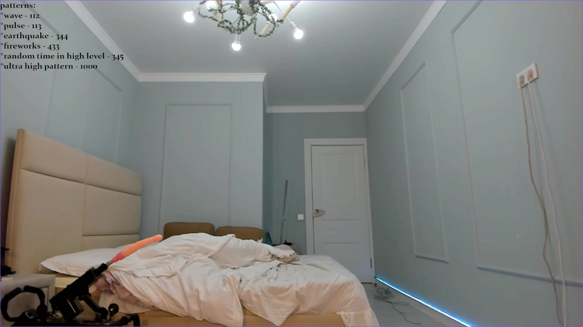 Gallery image thumbnail from Emma_clarc's myfreecams stream on, 10/08/2023, 12:33 image 13 of 20