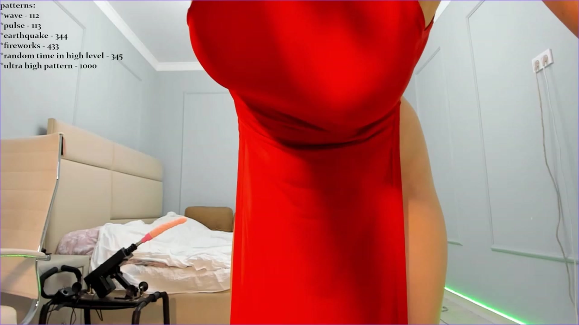 Gallery image thumbnail from Emma_clarc's myfreecams stream on, 10/08/2023, 19:17 image 15 of 20