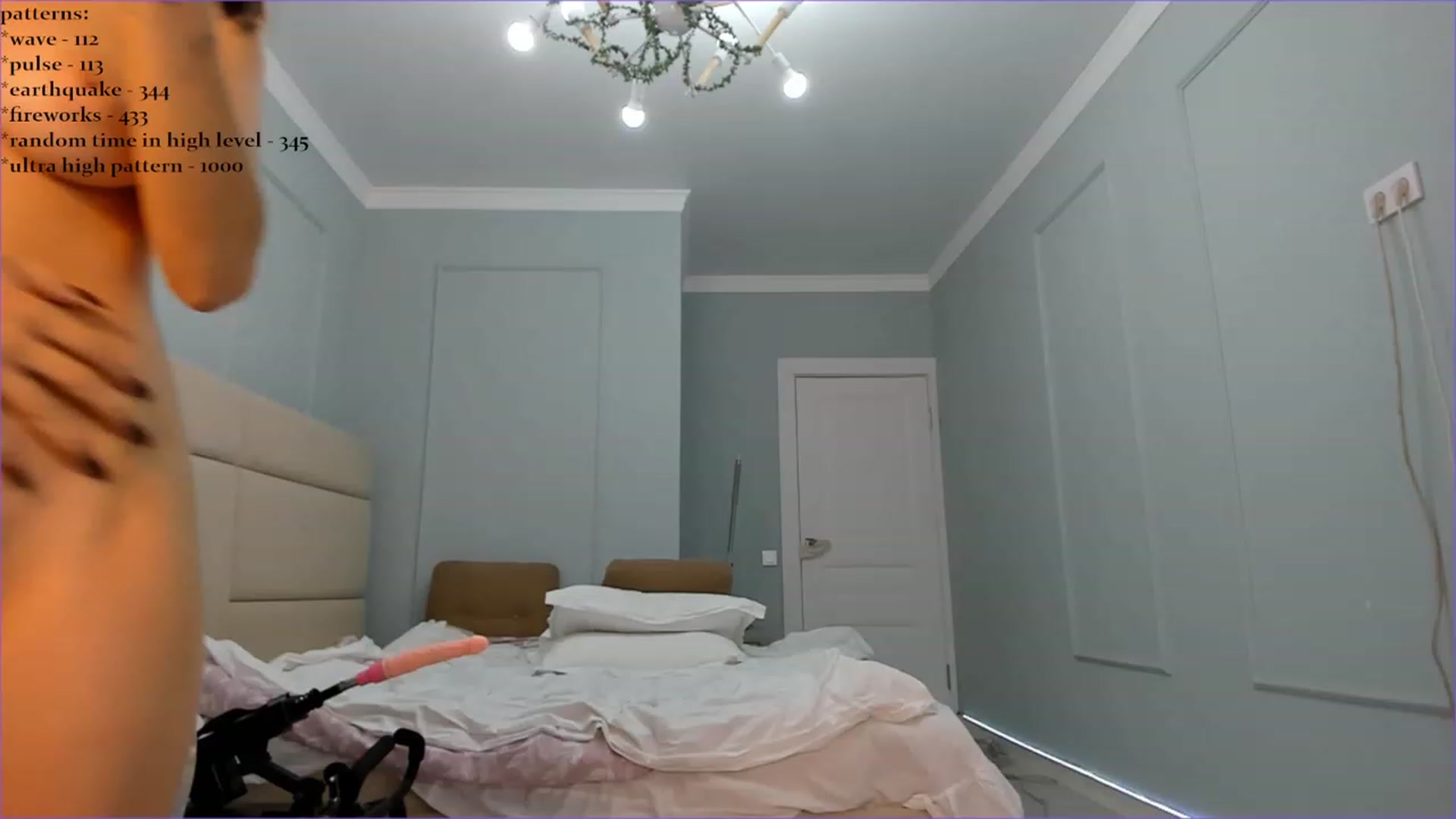 Gallery image thumbnail from Emma_clarc's myfreecams stream on, 10/10/2023, 06:47 image 12 of 20