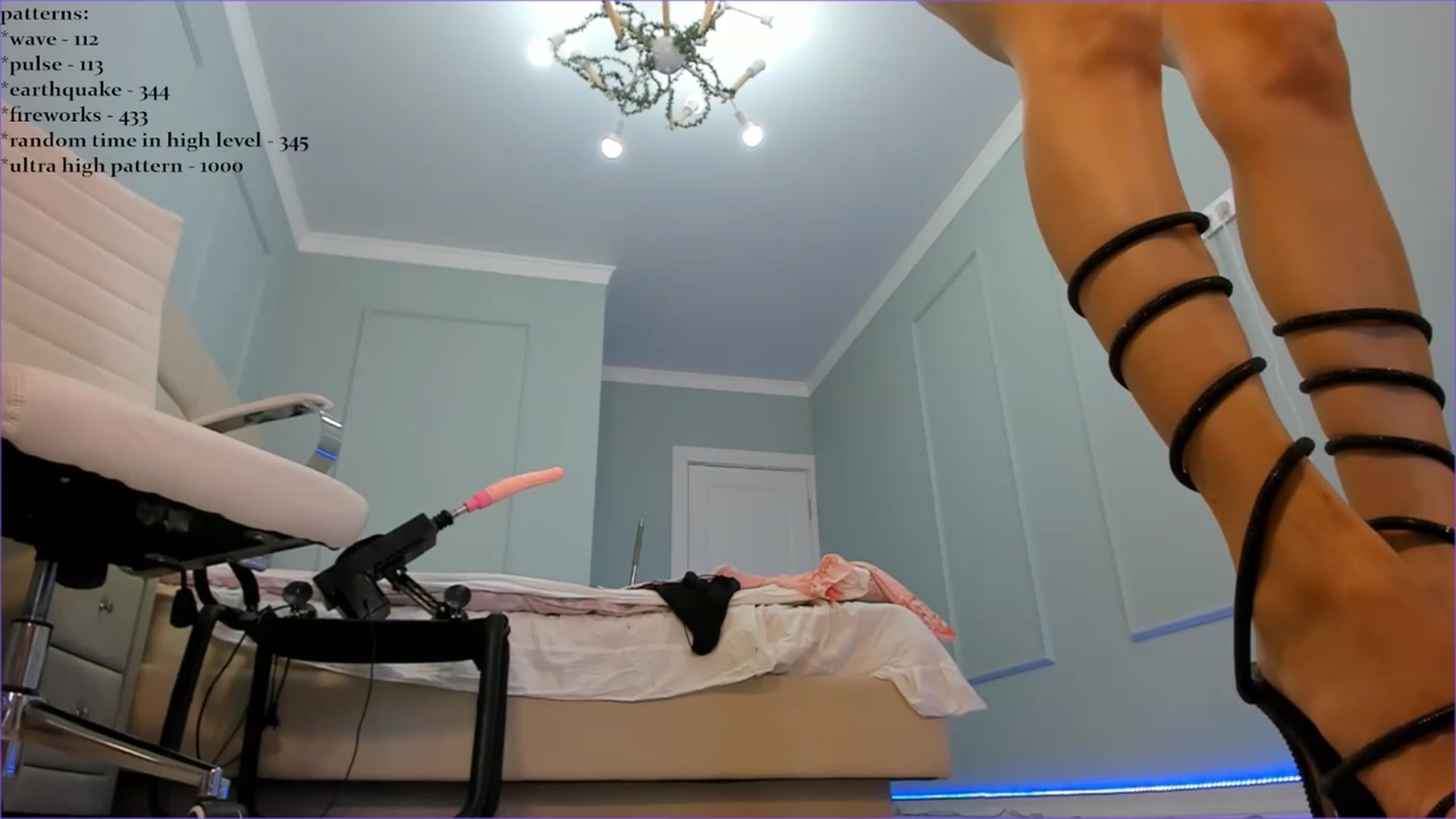Gallery image thumbnail from Emma_clarc's myfreecams stream on, 10/12/2023, 08:05 image 20 of 20