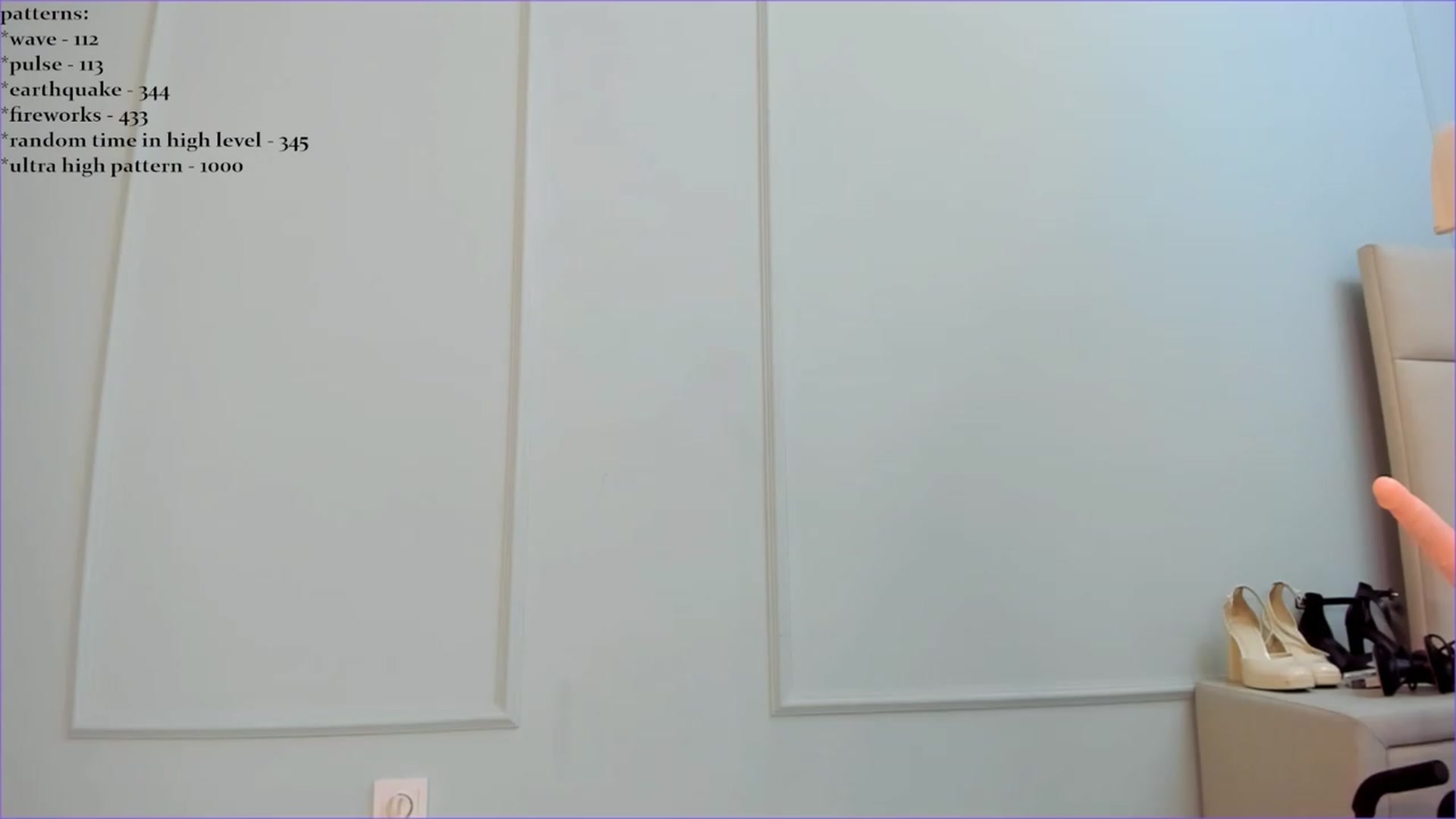 Gallery image thumbnail from Emma_clarc's myfreecams stream on, 10/15/2023, 18:43 image 1 of 20
