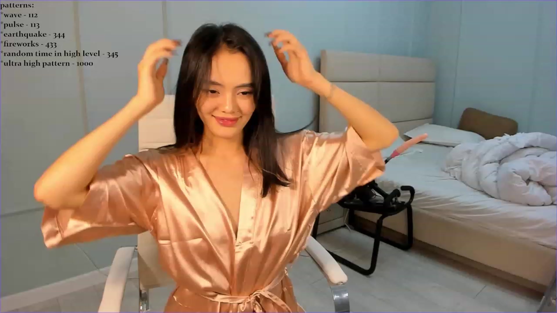 Gallery image thumbnail from Emma_clarc's myfreecams stream on, 10/19/2023, 08:57 image 2 of 20