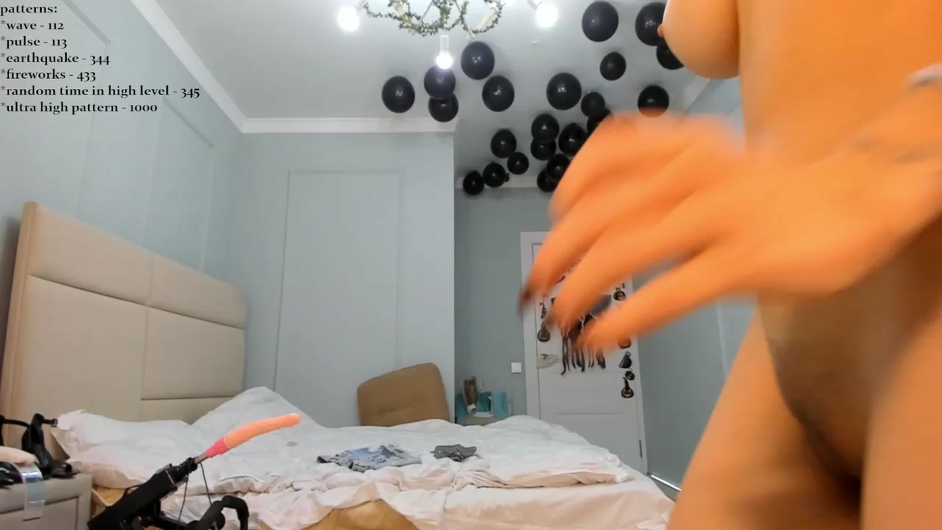 Gallery image thumbnail from Emma_clarc's myfreecams stream on, 10/24/2023, 15:03 image 12 of 20