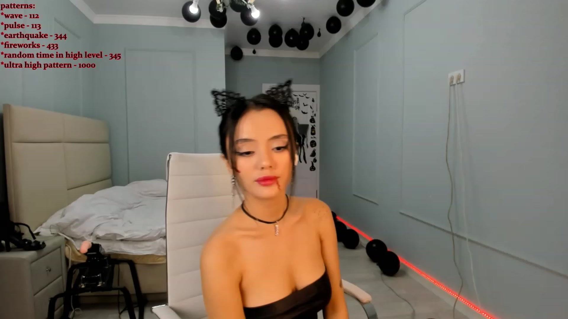 Gallery image thumbnail from Emma_clarc's myfreecams stream on, 10/30/2023, 19:15 image 12 of 20