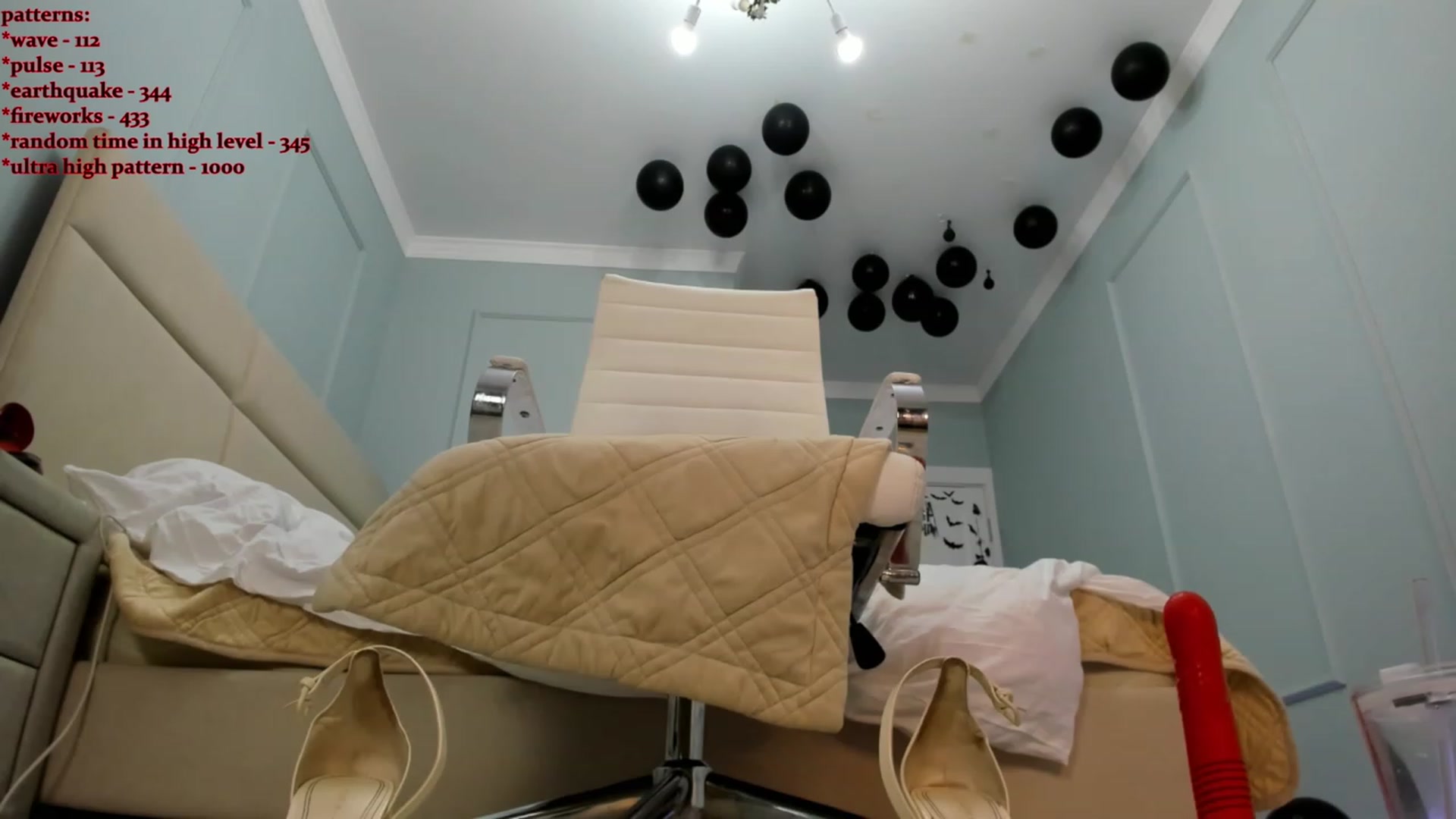 Gallery image thumbnail from Emma_clarc's myfreecams stream on, 10/31/2023, 19:32 image 13 of 20