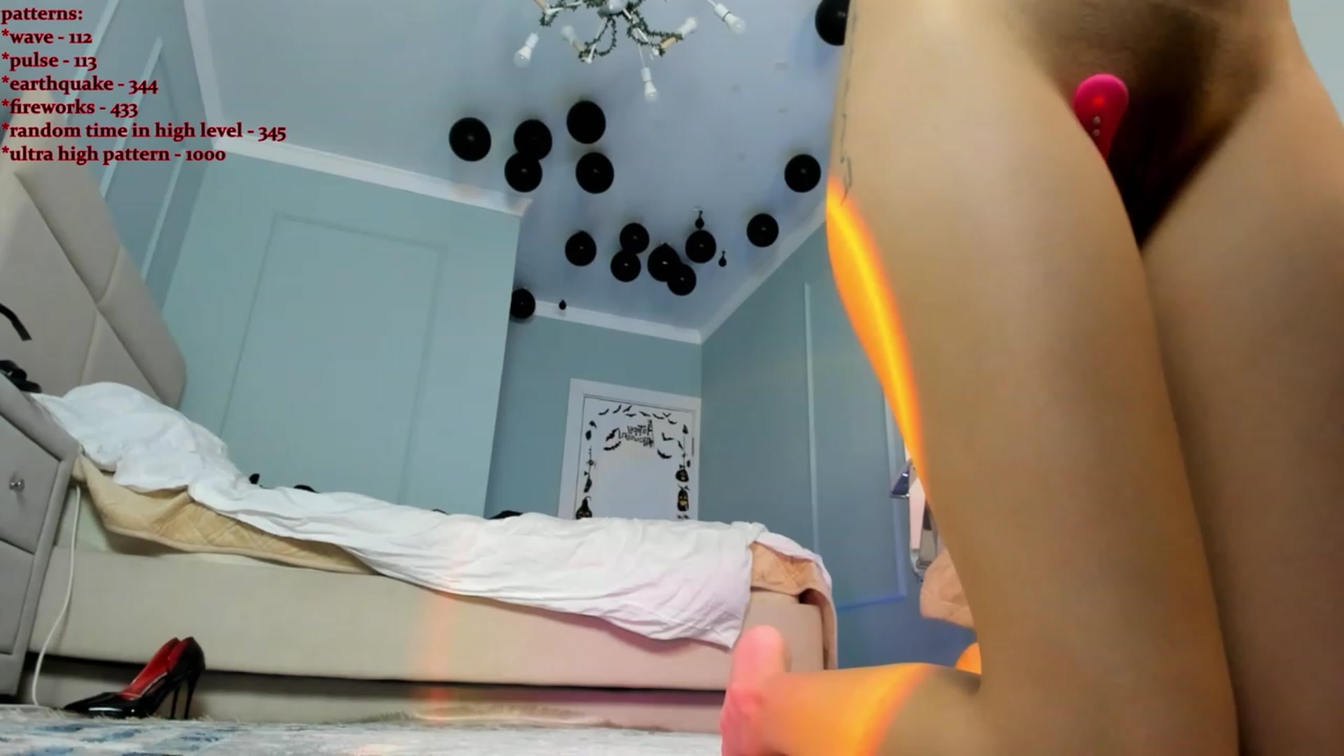 Gallery image thumbnail from Emma_clarc's myfreecams stream on, 10/31/2023, 20:15 image 5 of 20