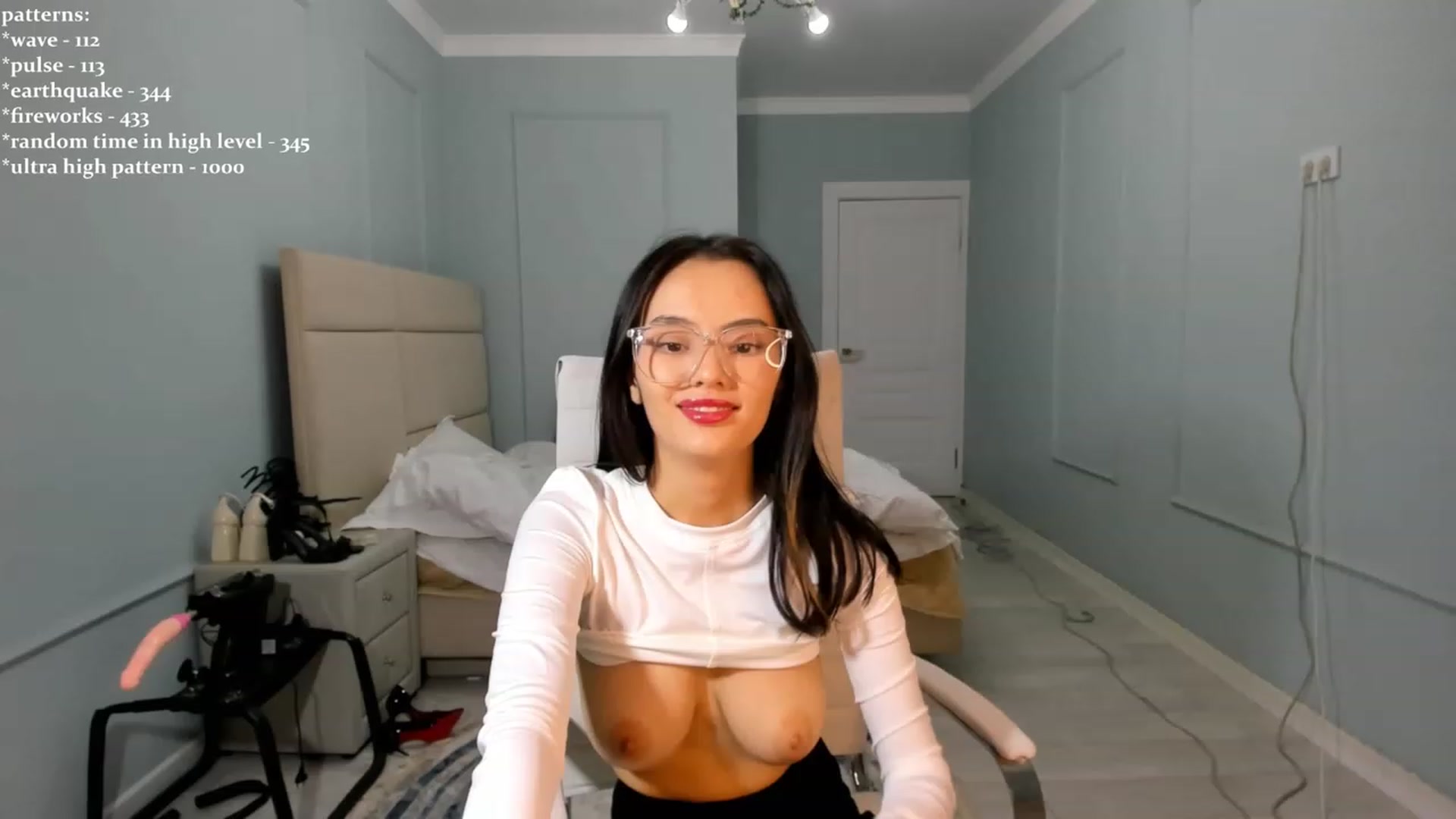 Gallery image thumbnail from Emma_clarc's myfreecams stream on, 11/24/2023, 11:33 image 6 of 20