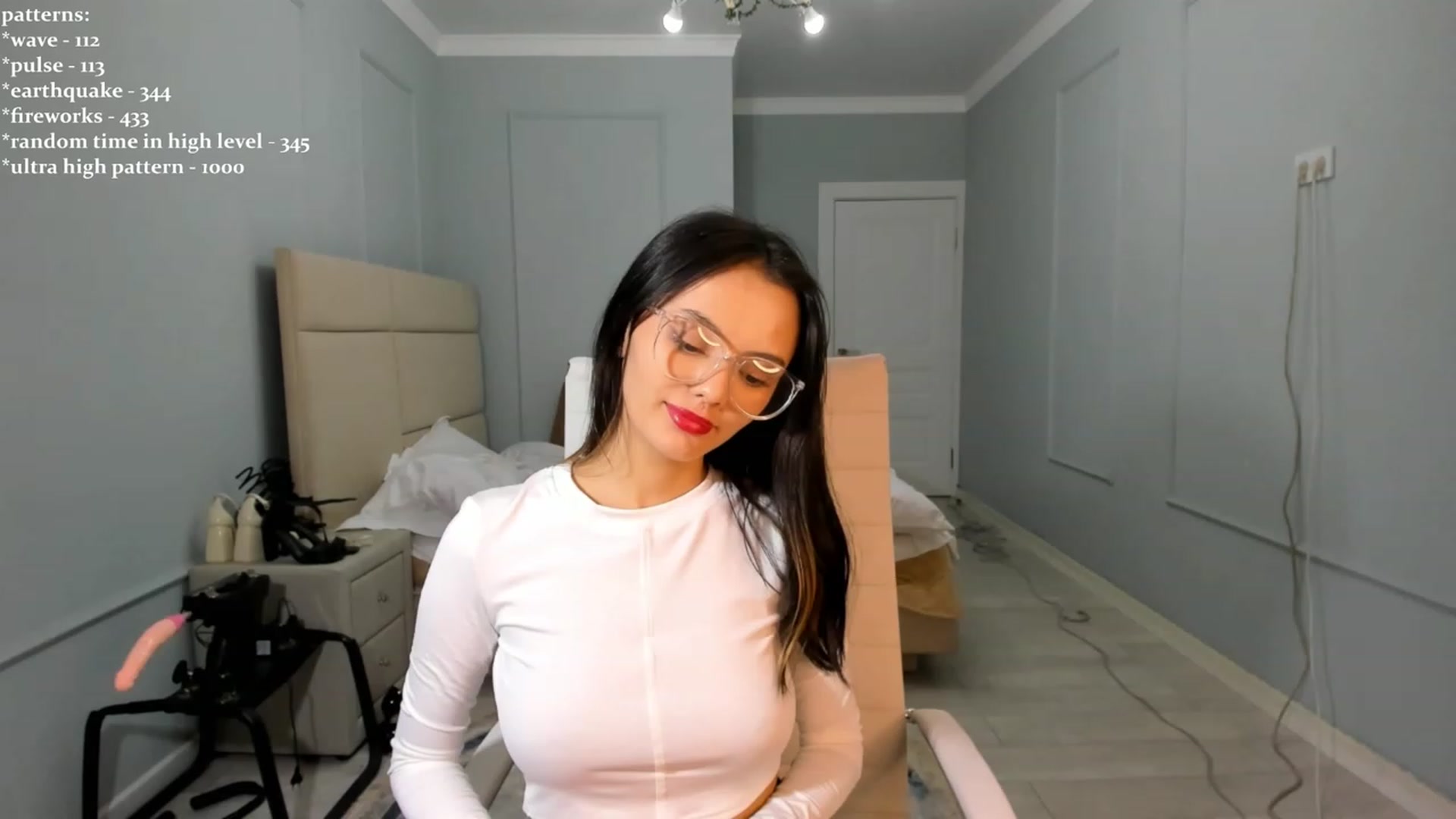 Gallery image thumbnail from Emma_clarc's myfreecams stream on, 11/24/2023, 11:33 image 4 of 20