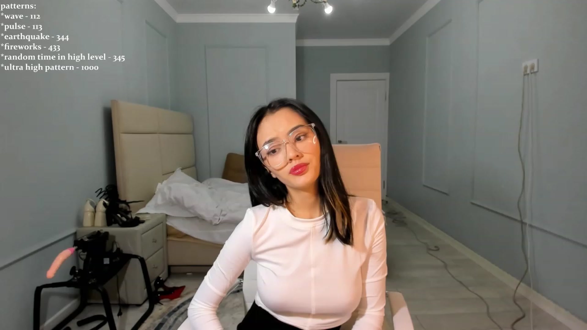 Gallery image thumbnail from Emma_clarc's myfreecams stream on, 11/24/2023, 11:33 image 5 of 20