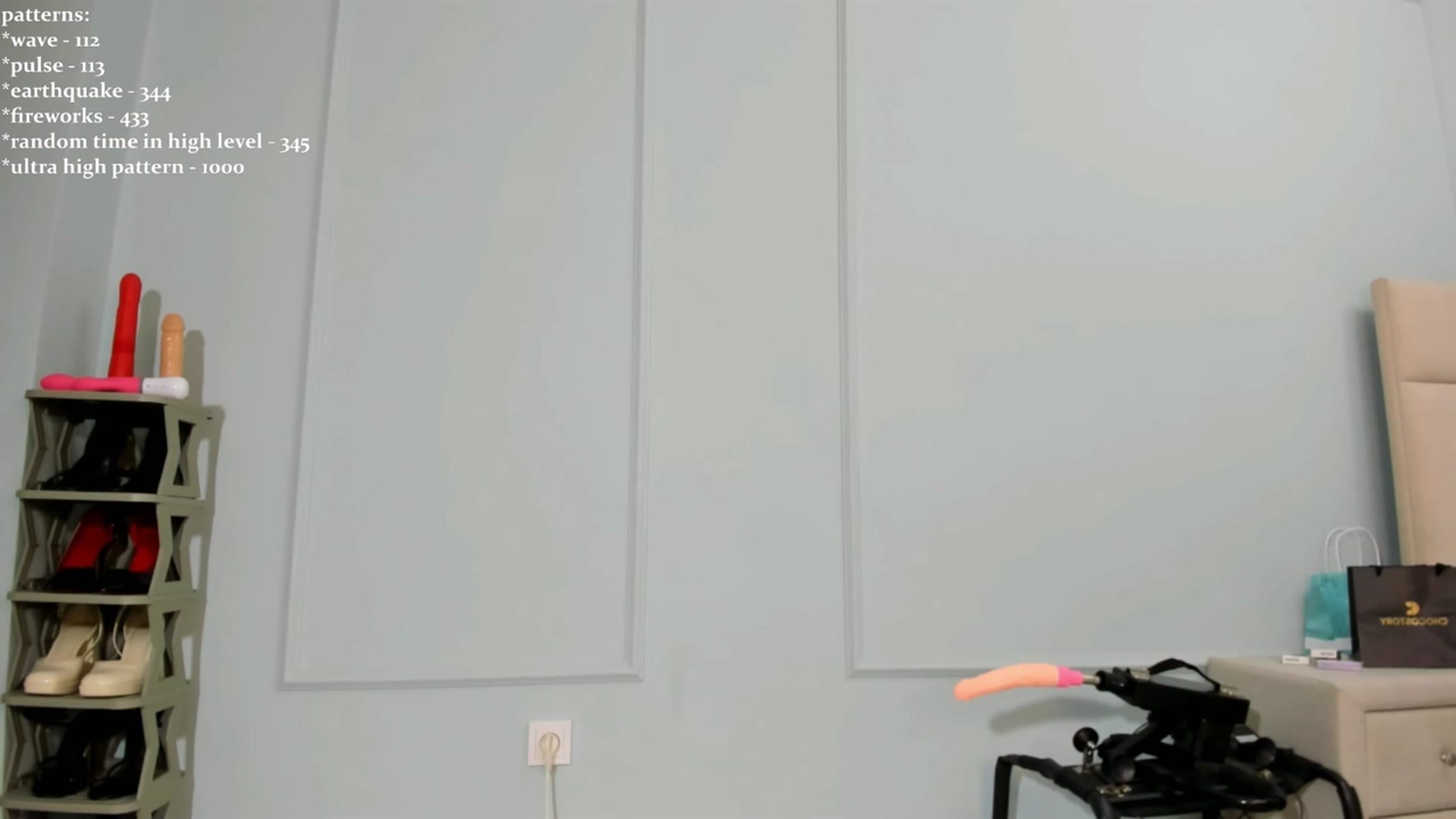 Gallery image thumbnail from Emma_clarc's myfreecams stream on, 11/28/2023, 18:15 image 15 of 20
