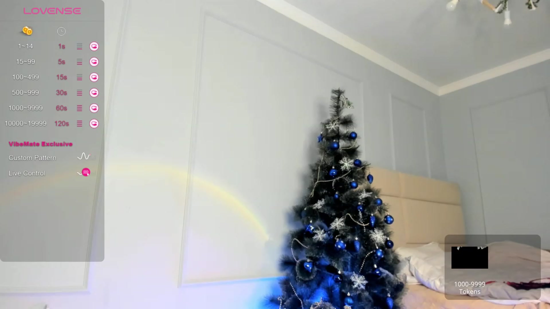 Gallery image thumbnail from Emma_clarc's myfreecams stream on, 12/25/2023, 04:02 image 6 of 20