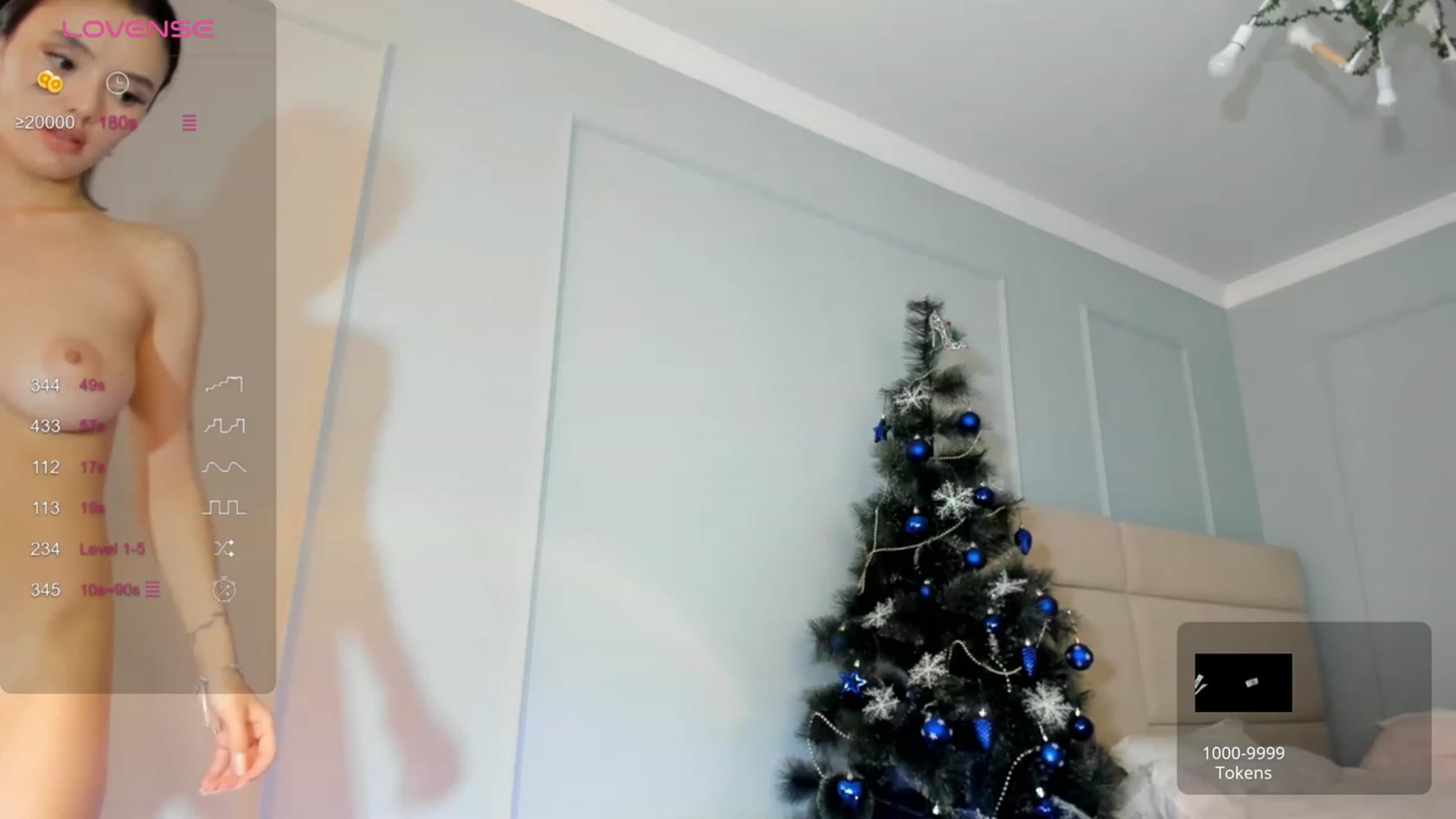 Gallery image thumbnail from Emma_clarc's myfreecams stream on, 12/25/2023, 05:25 image 11 of 20