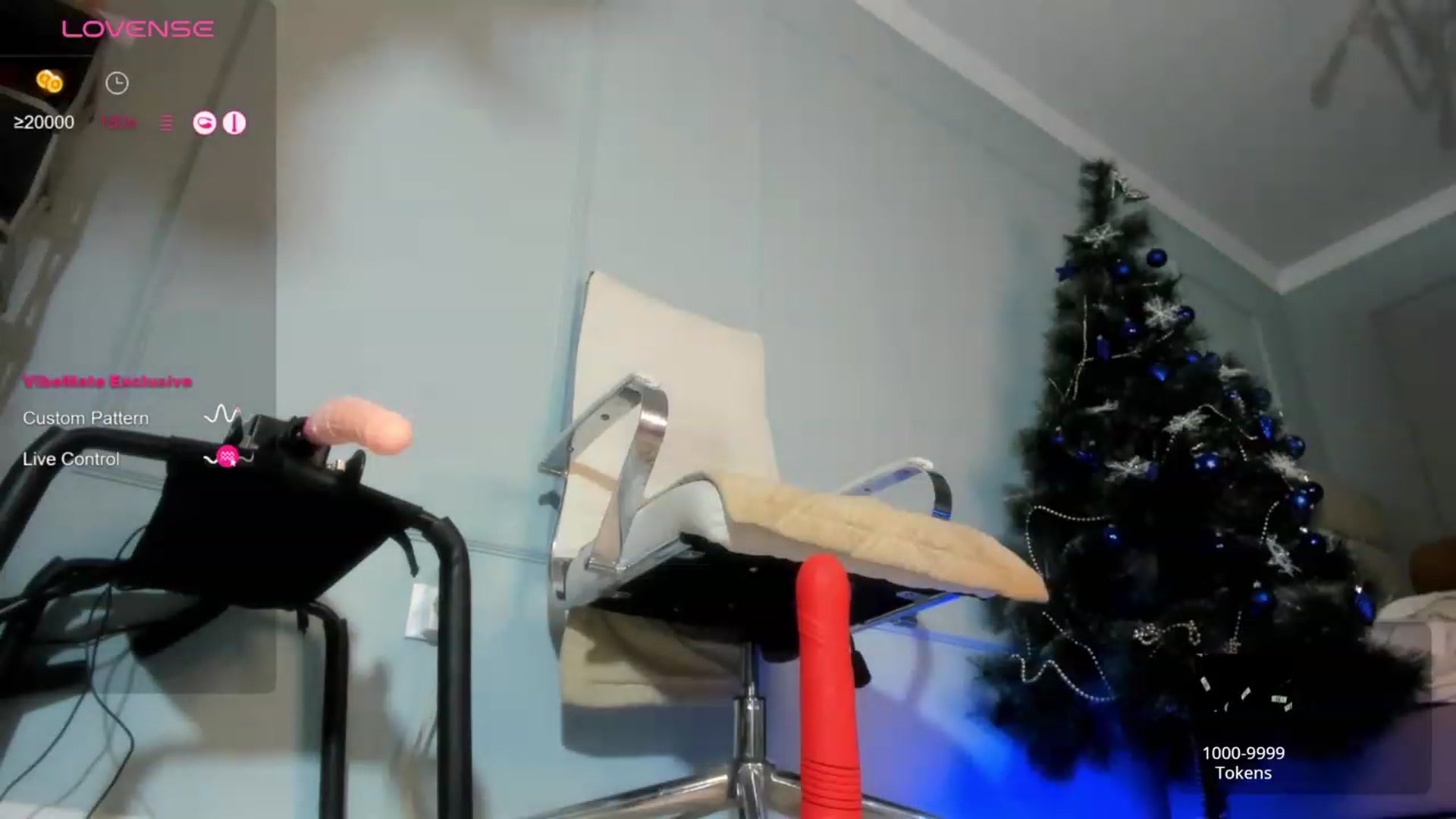 Gallery image thumbnail from Emma_clarc's myfreecams stream on, 12/27/2023, 07:15 image 15 of 20