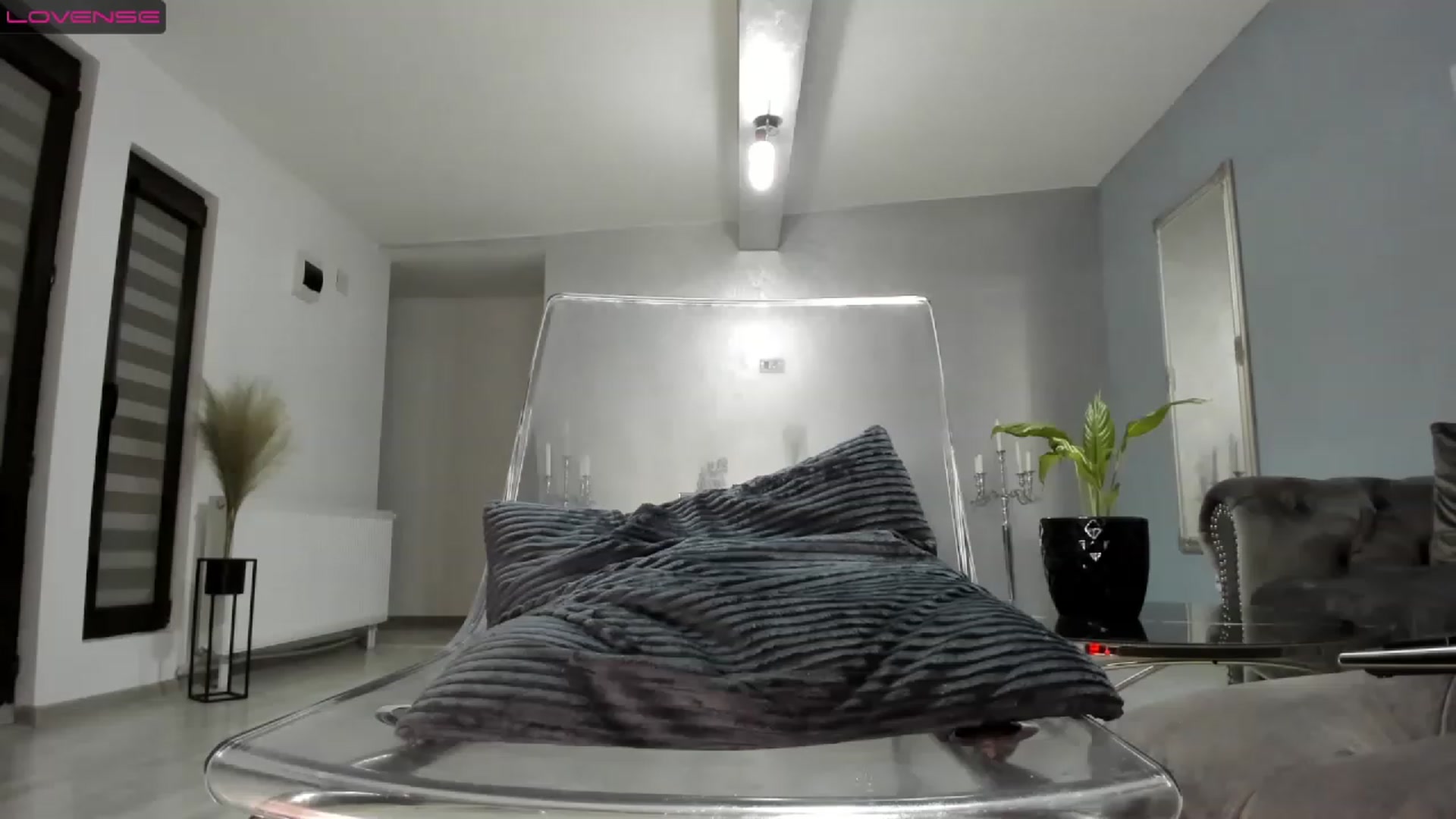 Gallery image thumbnail from Emma_d's myfreecams stream on, 03/17/2023, 16:15 image 11 of 20