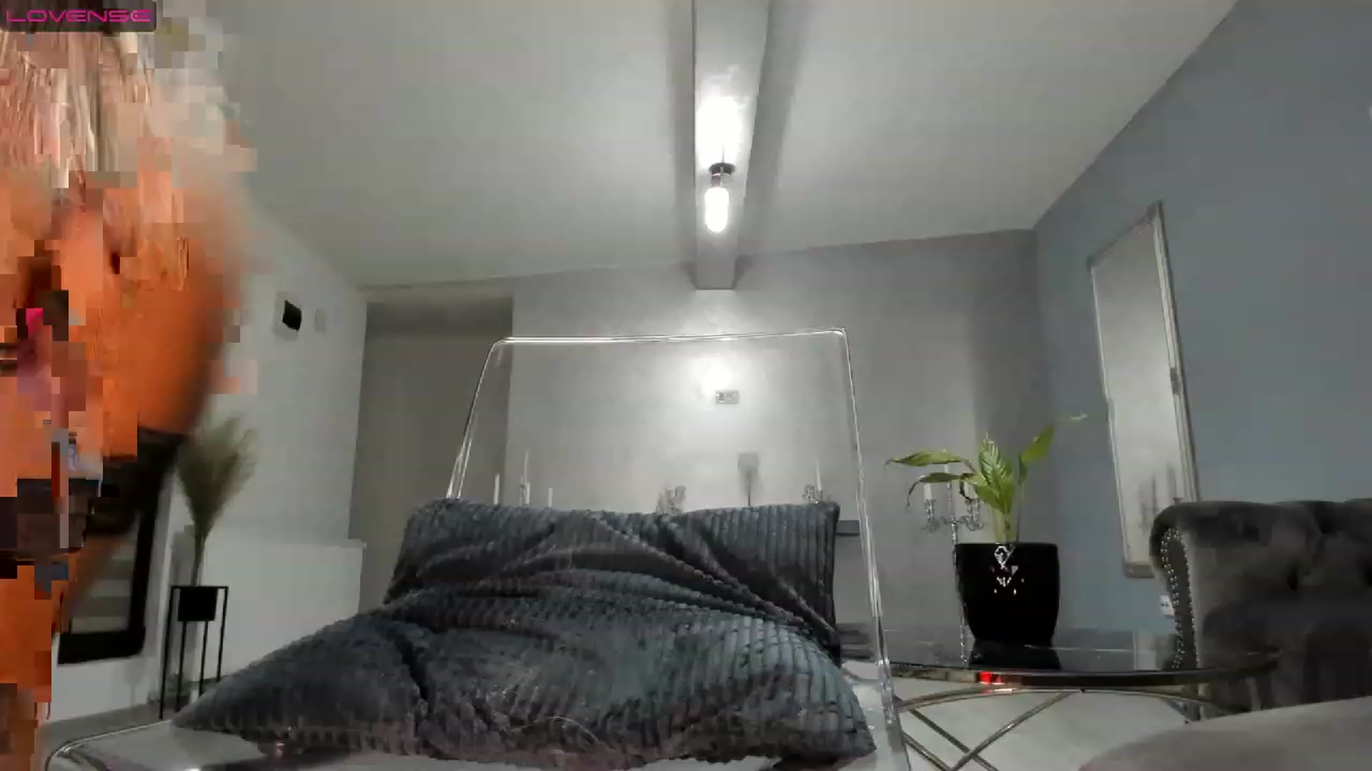Gallery image thumbnail from Emma_d's myfreecams stream on, 03/27/2023, 16:01 image 14 of 20