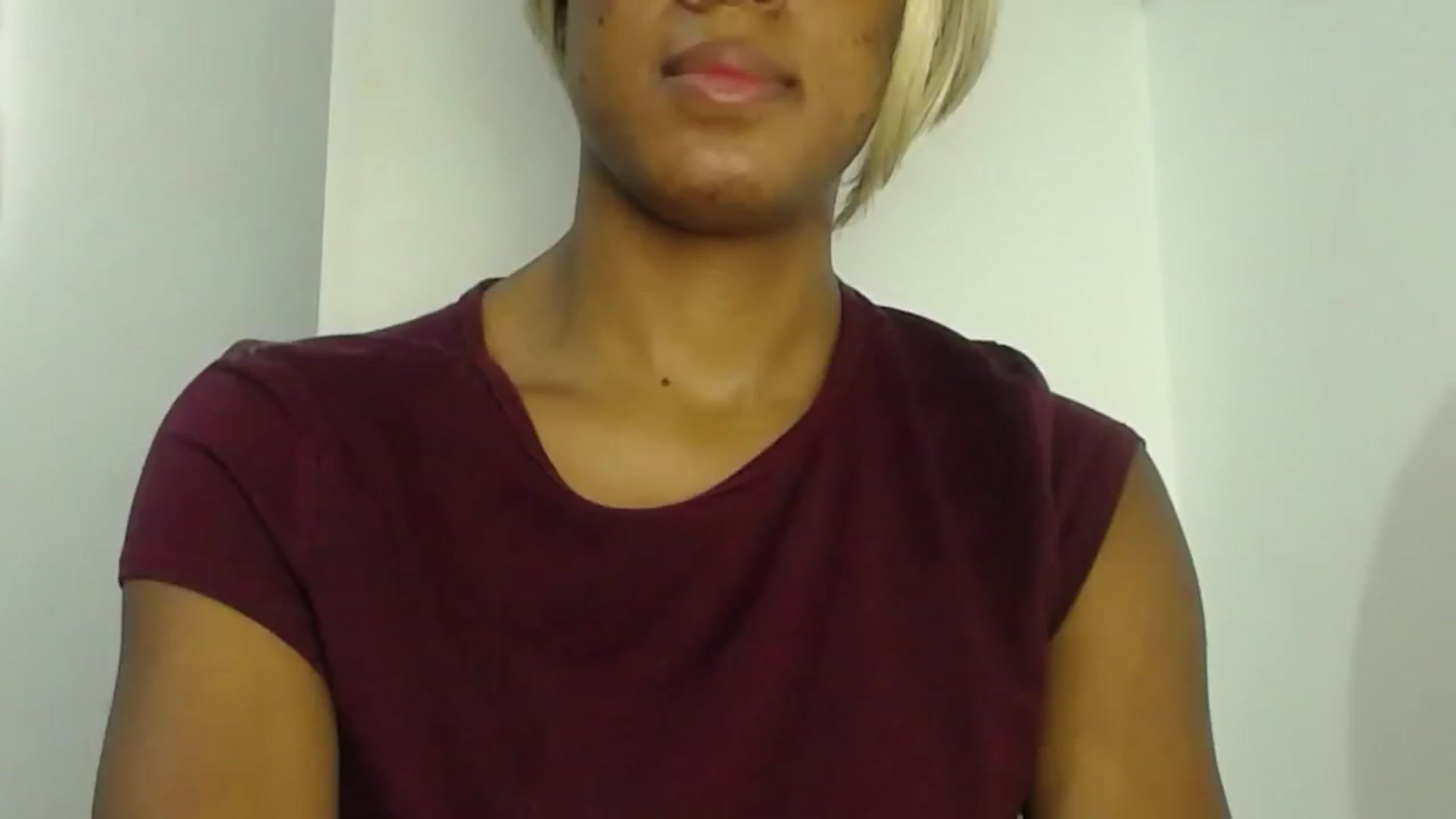 Gallery image thumbnail from Emma_owen's myfreecams stream on, 12/25/2025, 16:32 image 15 of 20