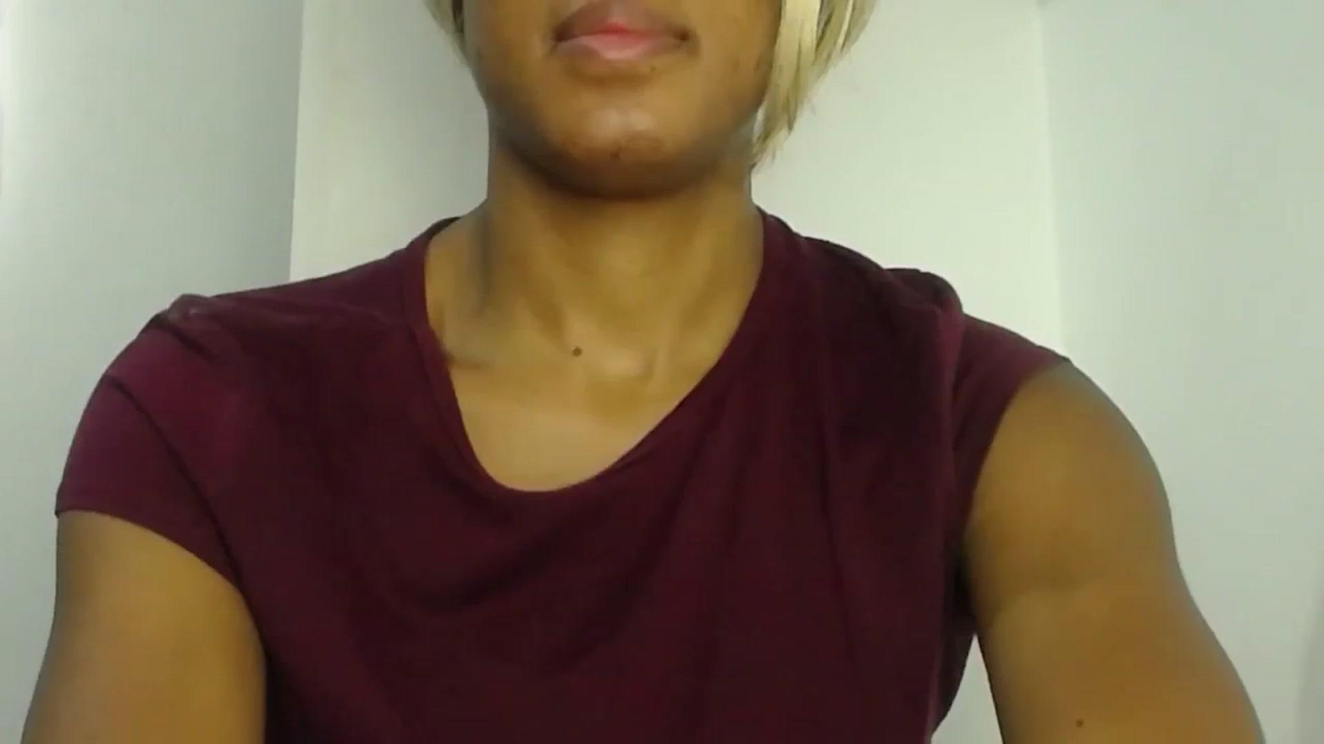 Gallery image thumbnail from Emma_owen's myfreecams stream on, 12/25/2025, 16:32 image 16 of 20