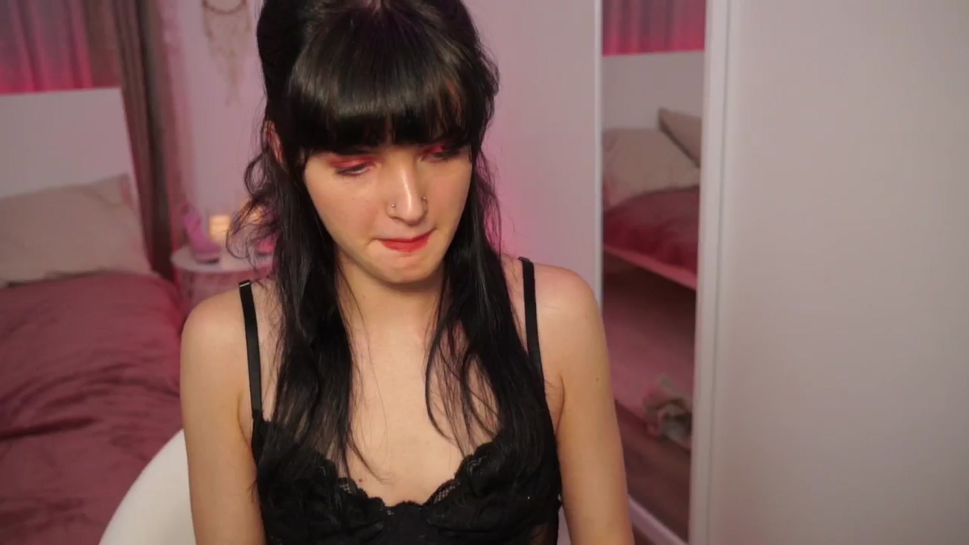 Gallery image thumbnail from EmmaaSnow's myfreecams stream on, 06/02/2024, 21:40 image 8 of 20