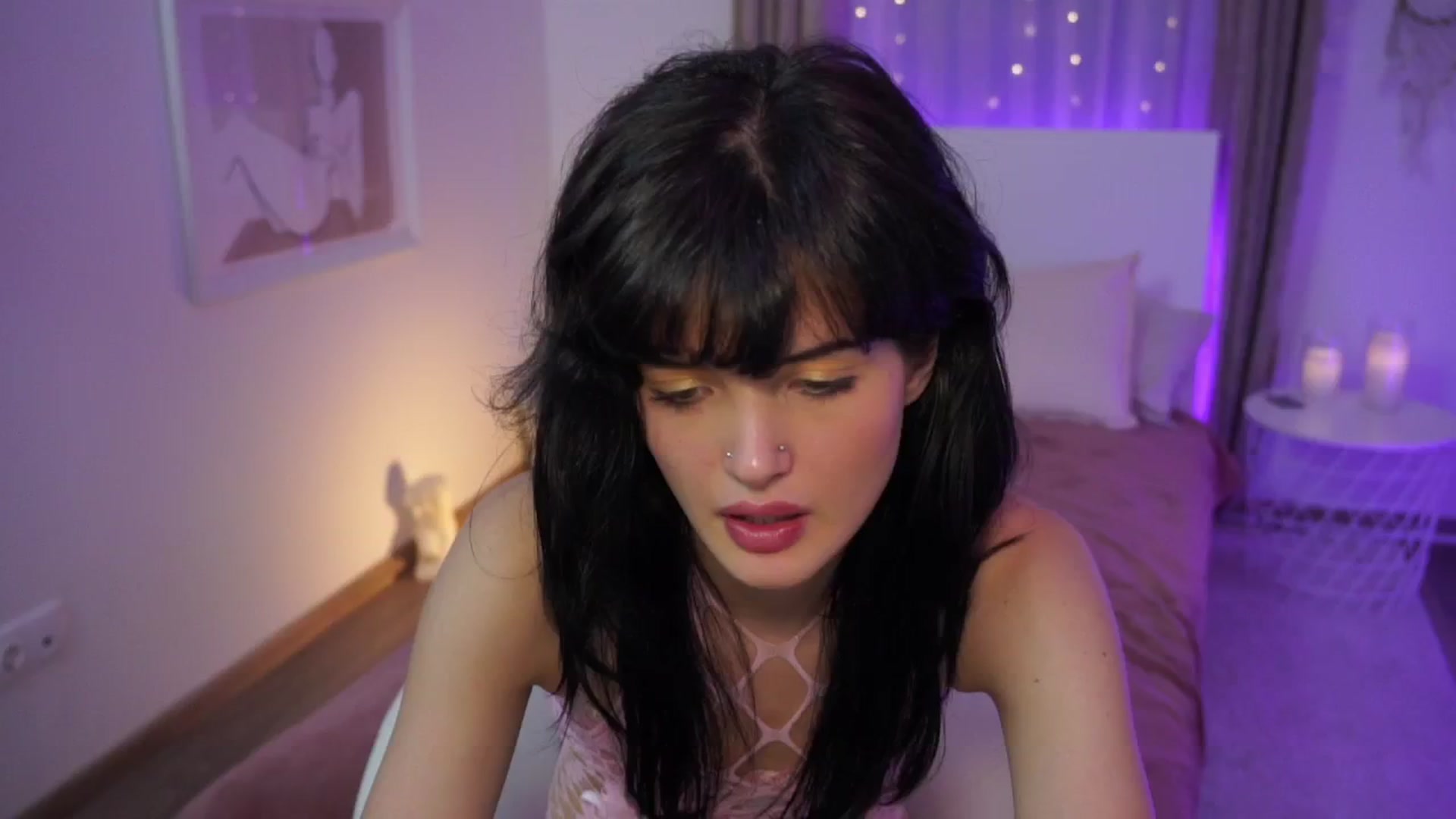 Gallery image thumbnail from EmmaaSnow's myfreecams stream on, 06/09/2024, 24:42 image 11 of 20