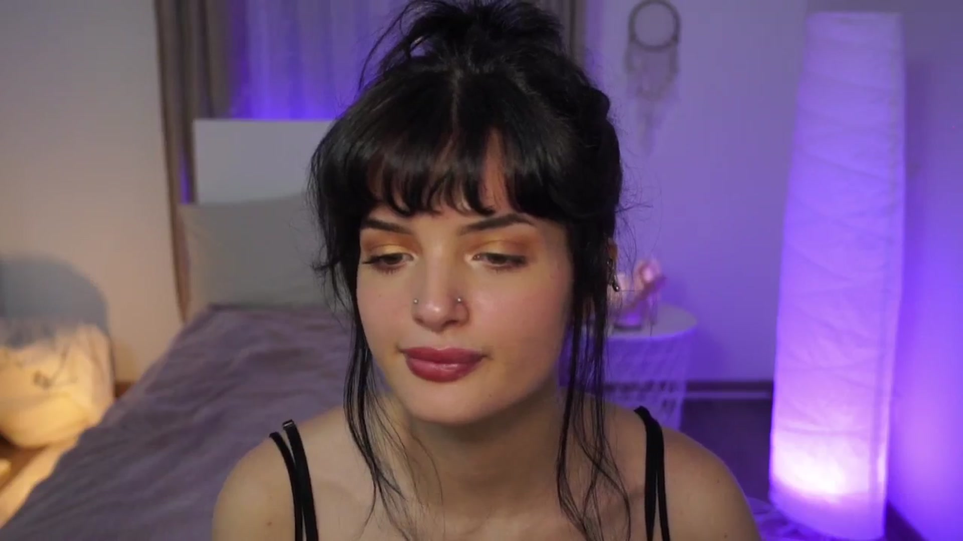 Gallery image thumbnail from EmmaaSnow's myfreecams stream on, 06/16/2024, 21:58 image 19 of 20