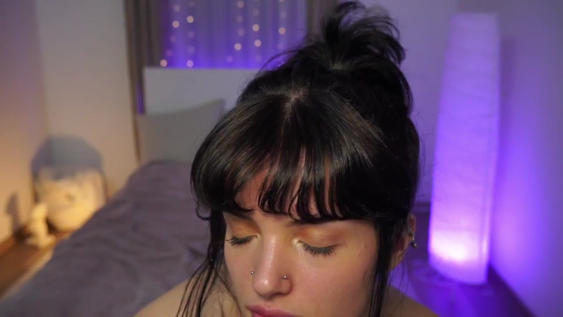 Gallery image thumbnail from EmmaaSnow's myfreecams stream on, 06/17/2024, 02:16 image 13 of 20