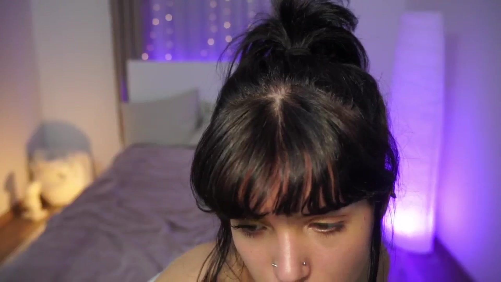Gallery image thumbnail from EmmaaSnow's myfreecams stream on, 06/17/2024, 02:16 image 17 of 20