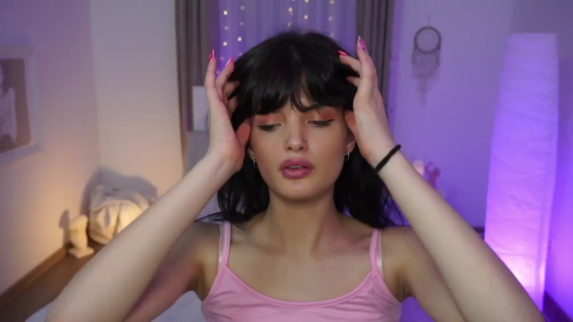 Gallery image thumbnail from EmmaaSnow's myfreecams stream on, 06/22/2024, 08:59 image 19 of 20