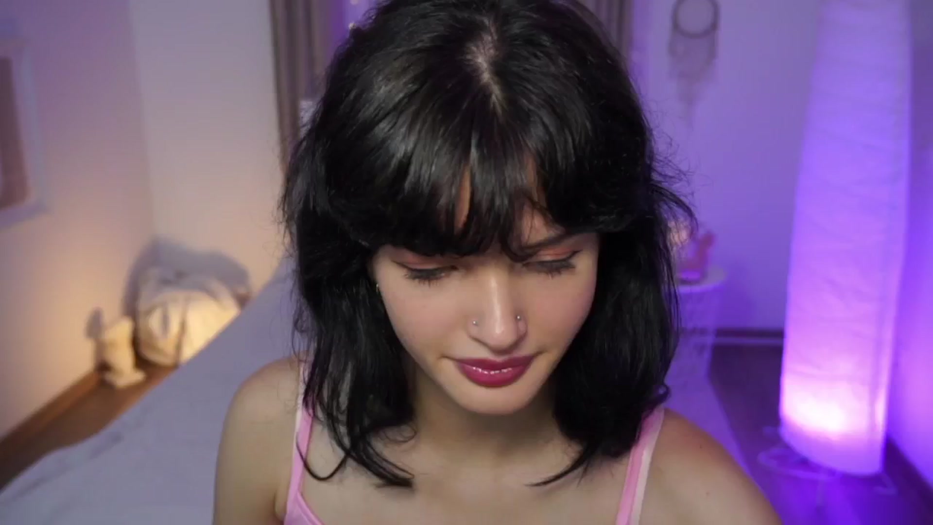 Gallery image thumbnail from EmmaaSnow's myfreecams stream on, 06/22/2024, 08:59 image 16 of 20