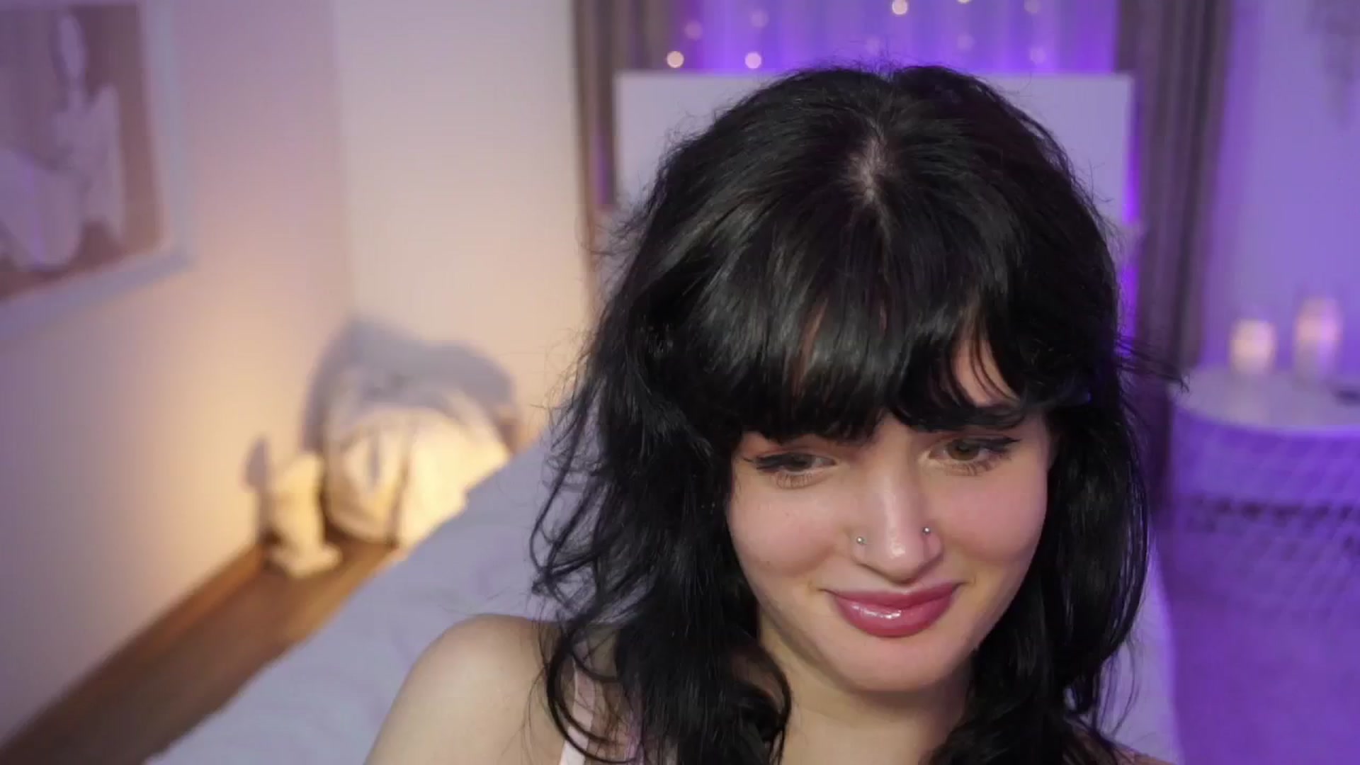 Gallery image thumbnail from EmmaaSnow's myfreecams stream on, 06/22/2024, 12:39 image 20 of 20