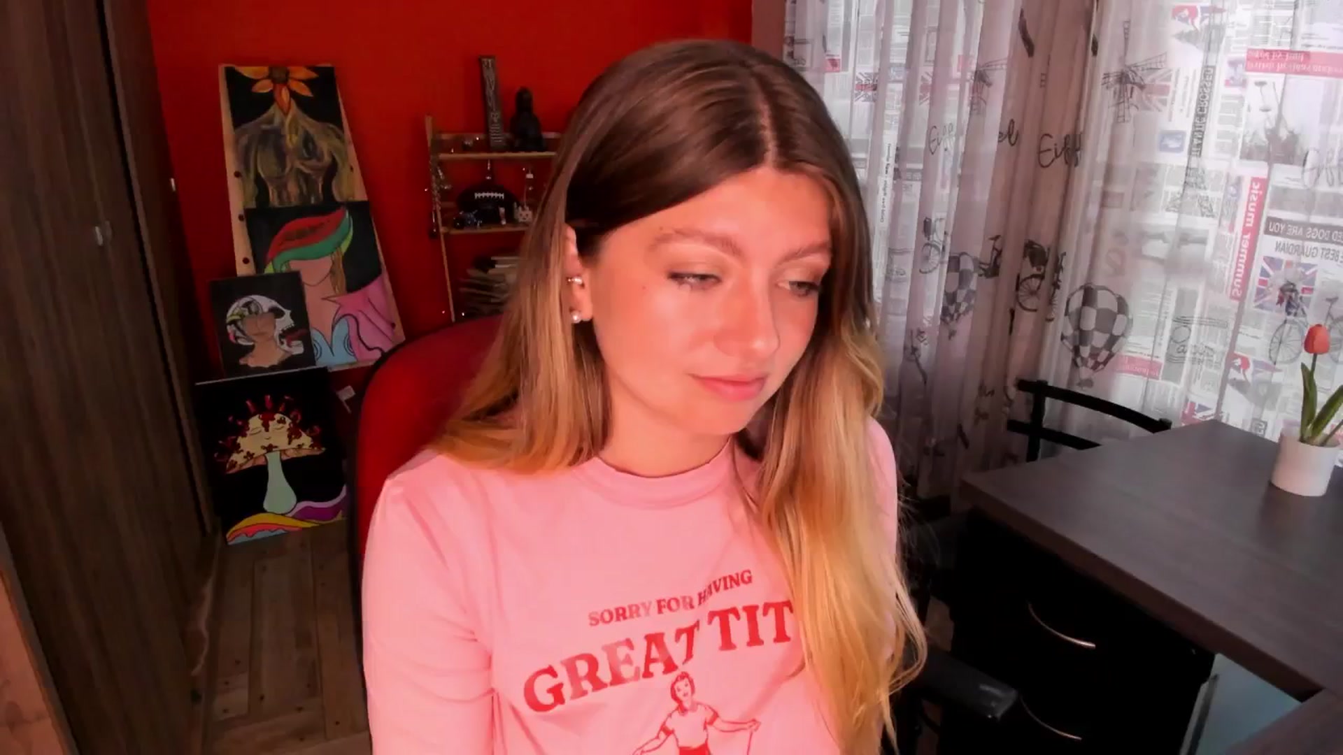 Gallery image thumbnail from Emmaa_hostt's myfreecams stream on, 06/10/2025, 01:01 image 7 of 20