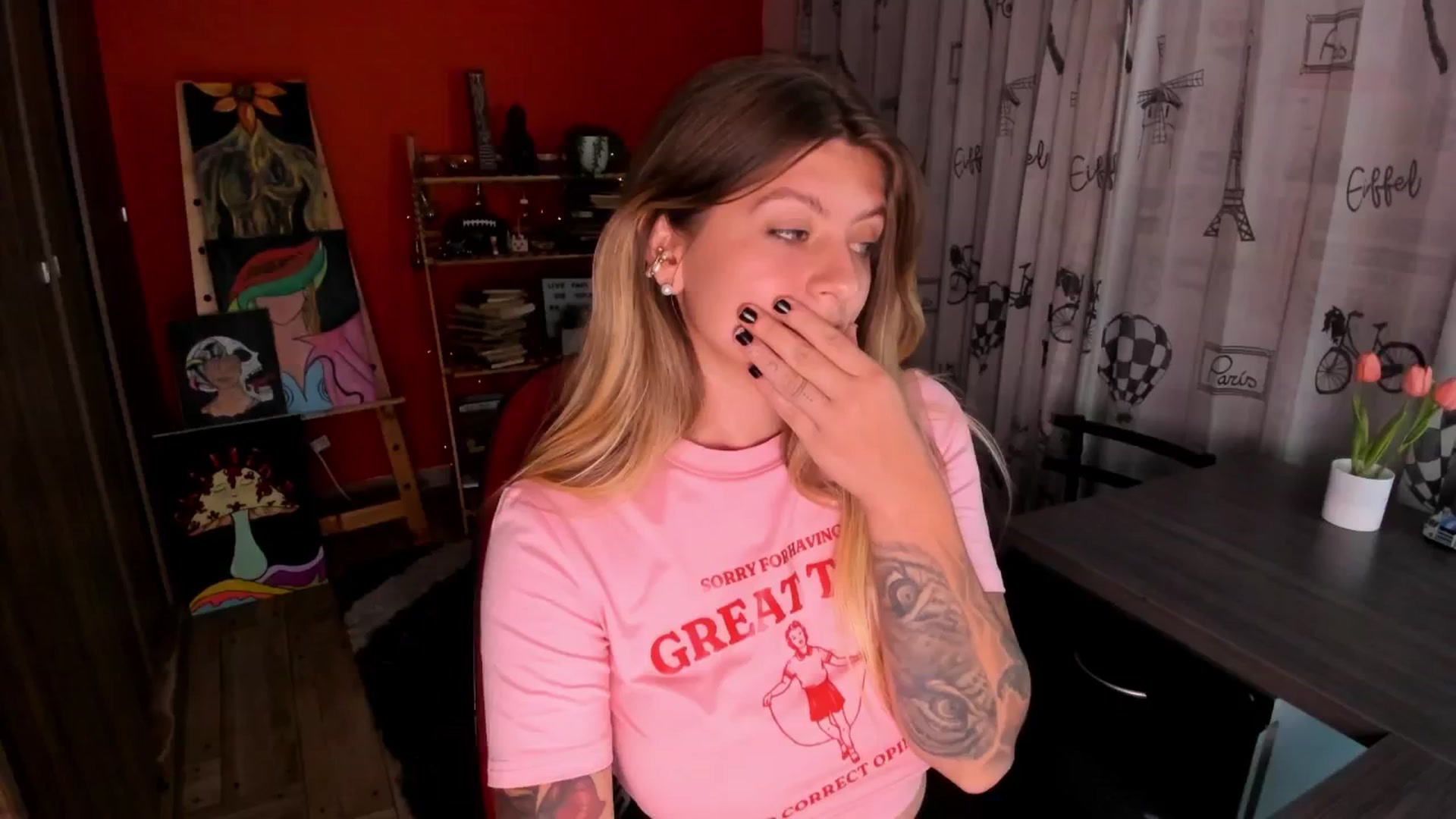 Gallery image thumbnail from Emmaa_hostt's myfreecams stream on, 06/10/2025, 01:31 image 4 of 20