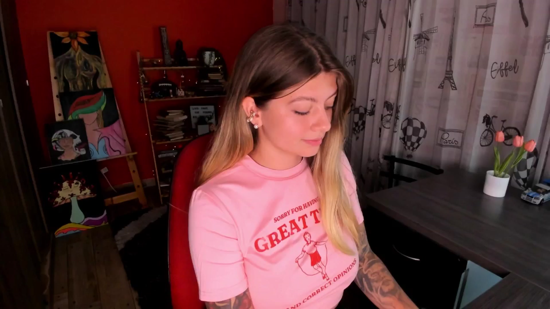 Gallery image thumbnail from Emmaa_hostt's myfreecams stream on, 06/10/2025, 01:31 image 11 of 20