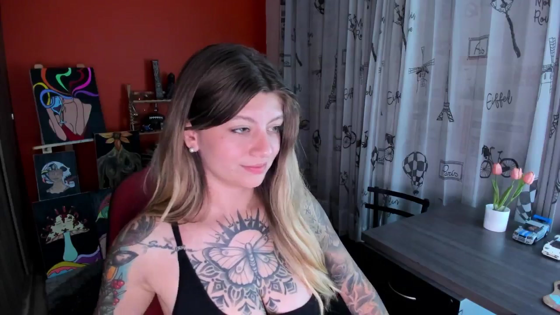 Gallery image thumbnail from Emmaa_hostt's myfreecams stream on, 06/13/2025, 24:54 image 20 of 20